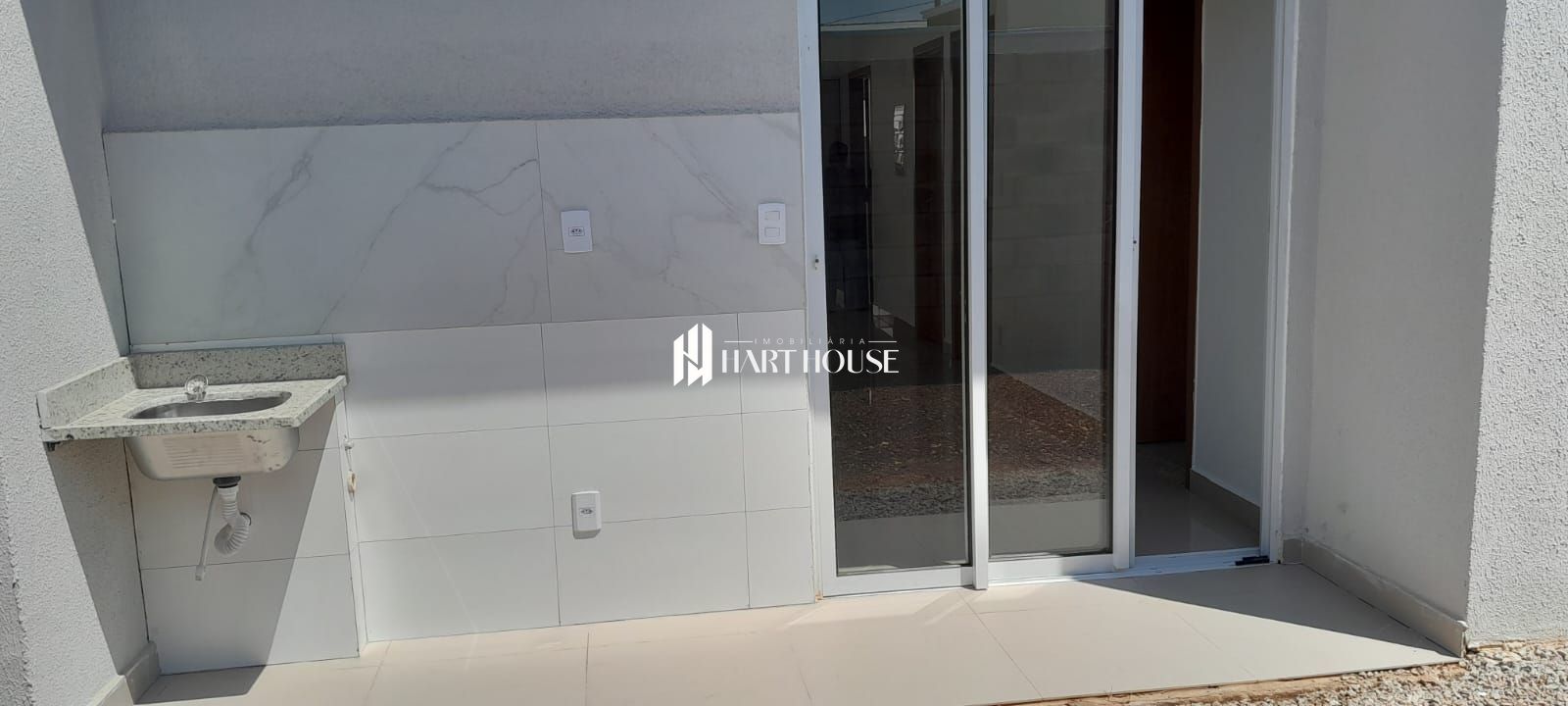 Casa em condomínio com 3 Dormitórios à venda, 99 m² por R$ 500.000,00 Casa em condomínio com 3 Dormitórios à venda, 99 m² por R$ 500.000,00