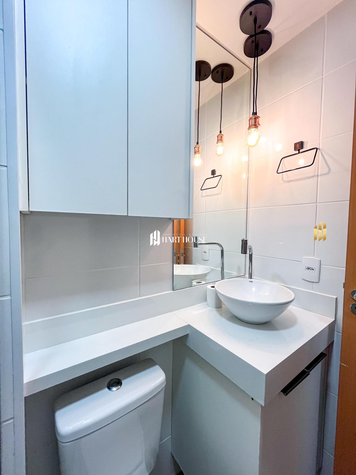 Apartamento com 2 Dormitórios à venda, 40 m² por R$ 350.000,00 Apartamento com 2 Dormitórios à venda, 40 m² por R$ 350.000,00