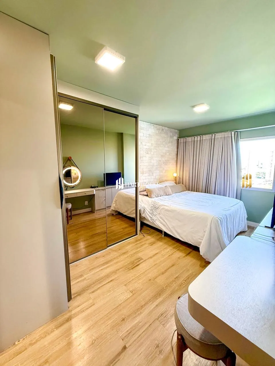 Apartamento com 3 Dormitórios à venda, 115 m² por R$ 999.000,00 Apartamento com 3 Dormitórios à venda, 115 m² por R$ 999.000,00
