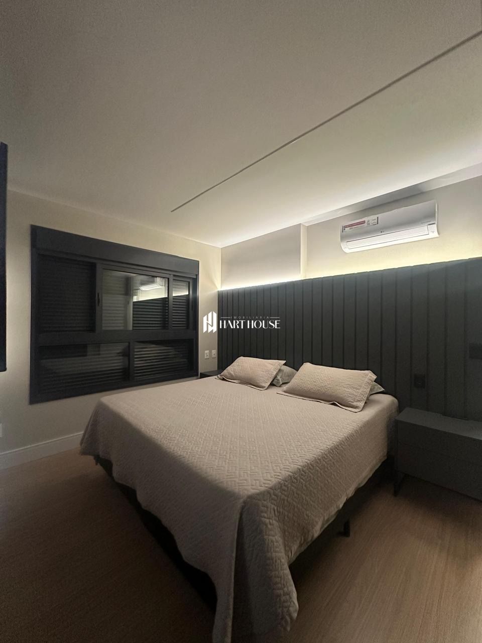 Apartamento com 3 Dormitórios à venda, 132 m² por R$ 1.900.000,00 Apartamento com 3 Dormitórios à venda, 132 m² por R$ 1.900.000,00