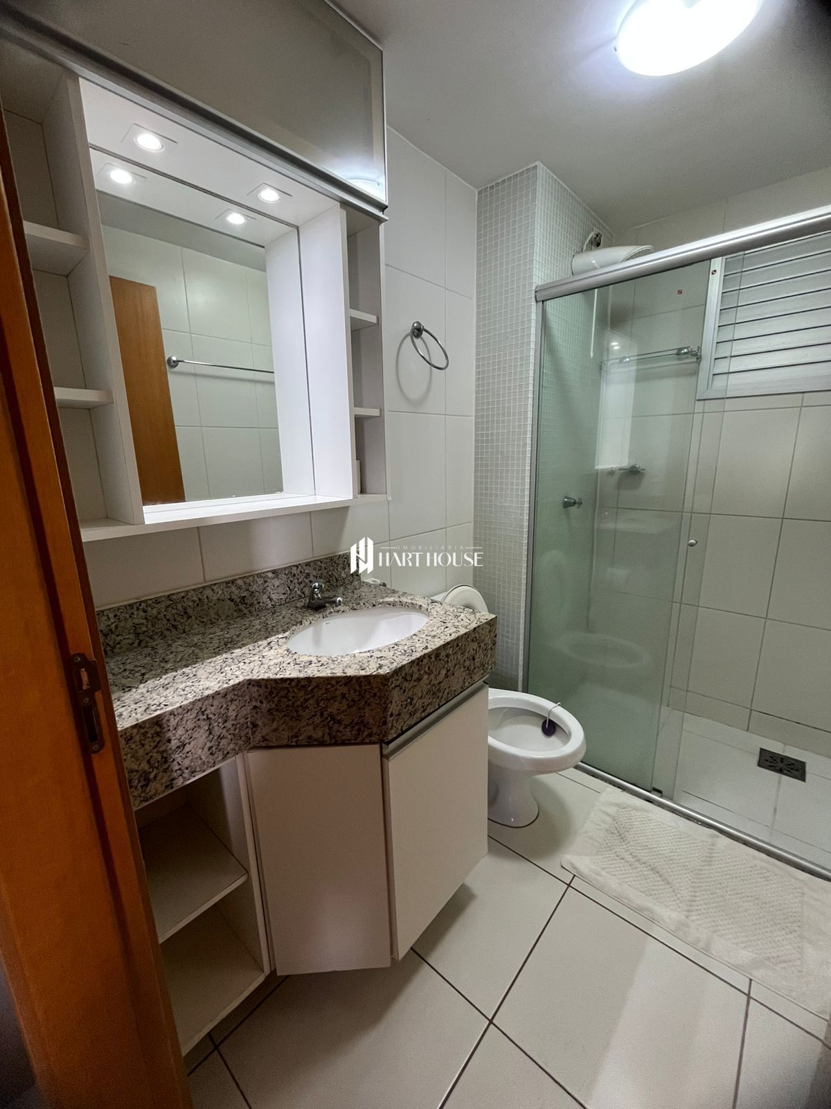 Apartamento com 3 Dormitórios para alugar, 81 m² por R$ 4.200,00 Apartamento com 3 Dormitórios para alugar, 81 m² por R$ 4.200,00