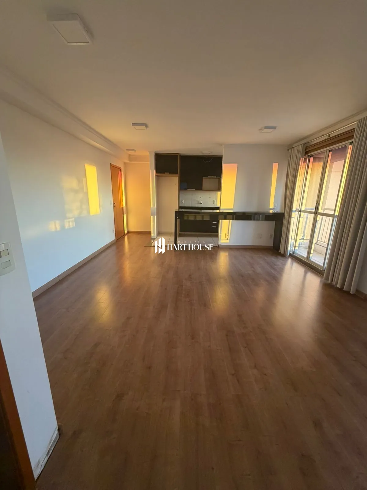 Apartamento para alugar  no Despraiado - Cuiabá, MT. Imóveis