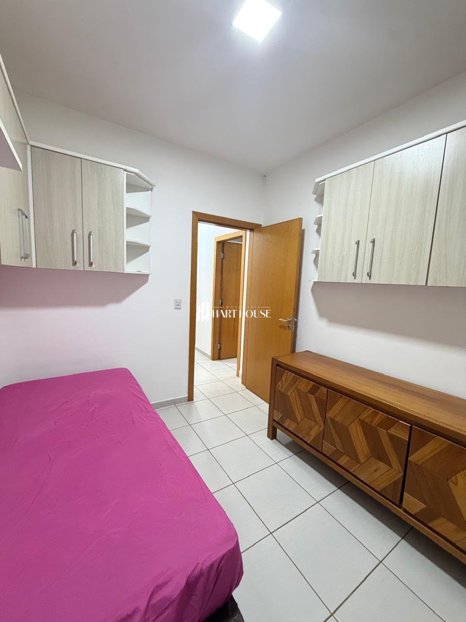 Apartamento com 3 Dormitórios para alugar, 102 m² por R$ 4.100,00 Apartamento com 3 Dormitórios para alugar, 102 m² por R$ 4.100,00