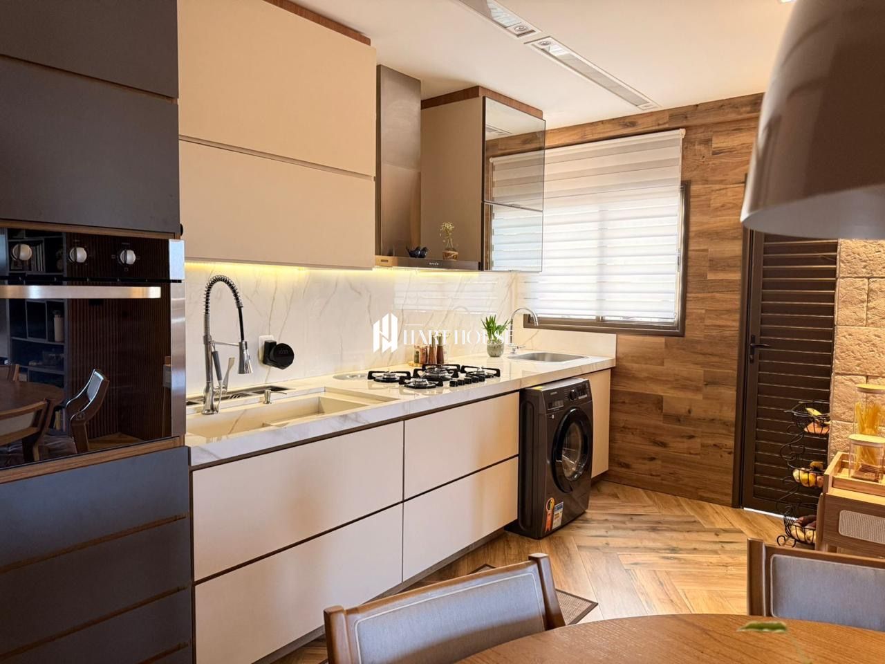 Apartamento com 3 Dormitórios à venda, 100 m² por R$ 1.100.000,00 Apartamento com 3 Dormitórios à venda, 100 m² por R$ 1.100.000,00