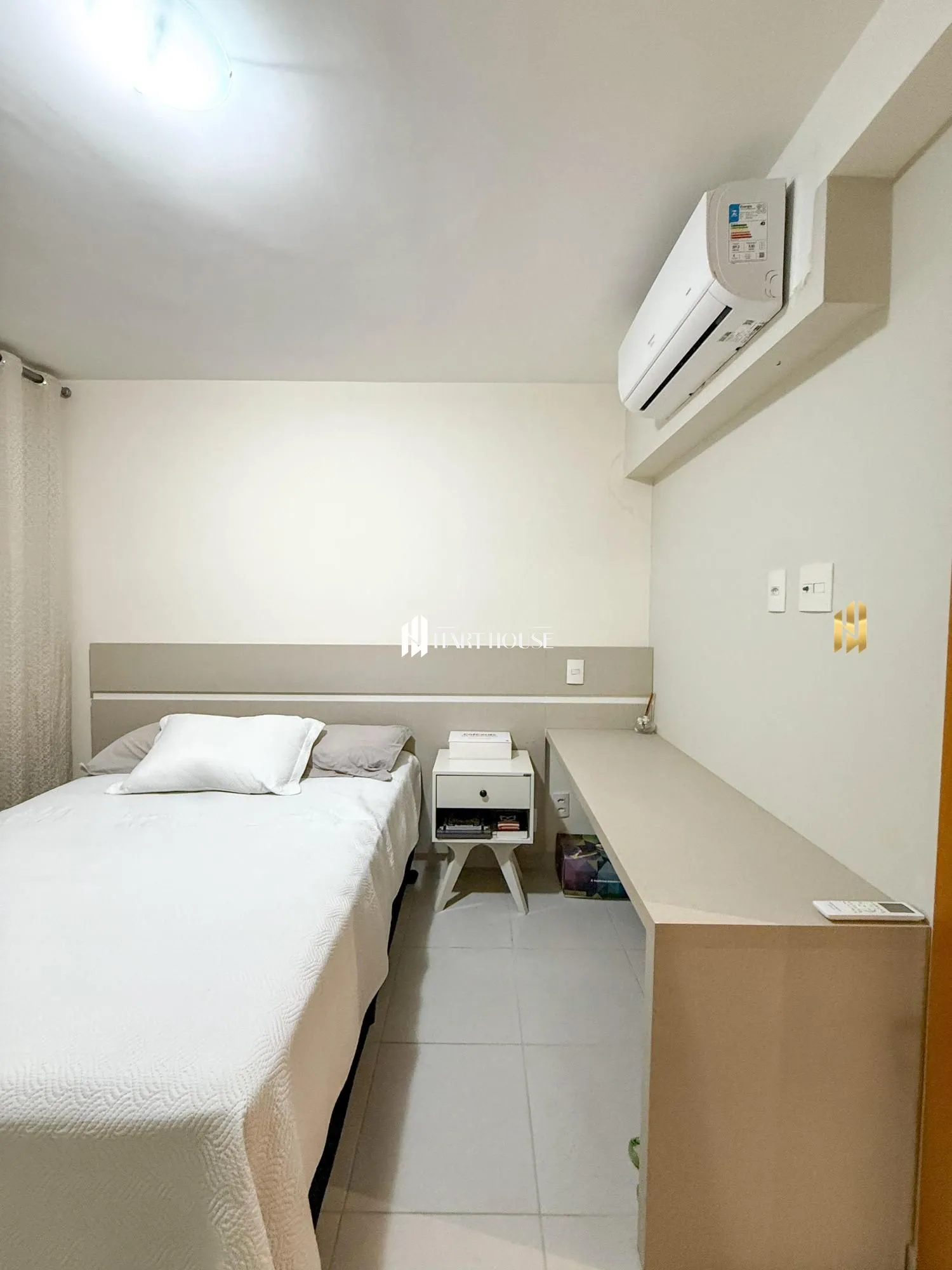 Apartamento com 2 Dormitórios à venda, 64 m² por R$ 570.000,00 Apartamento com 2 Dormitórios à venda, 64 m² por R$ 570.000,00