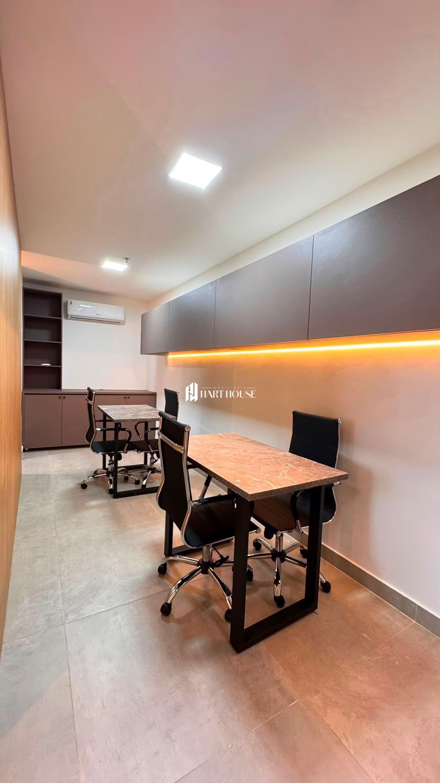 Sala comercial com 3 Dormitórios para alugar, 52 m² por R$ 8.000,00 Sala comercial com 3 Dormitórios para alugar, 52 m² por R$ 8.000,00