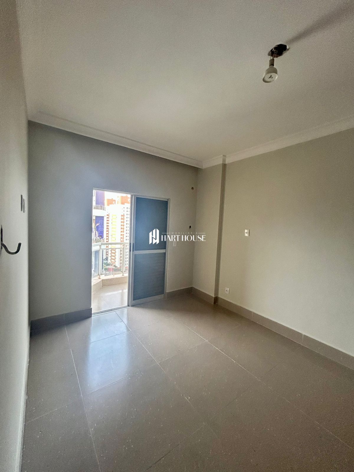 Apartamento com 3 Dormitórios para alugar, 115 m² por R$ 2.700,00 Apartamento com 3 Dormitórios para alugar, 115 m² por R$ 2.700,00