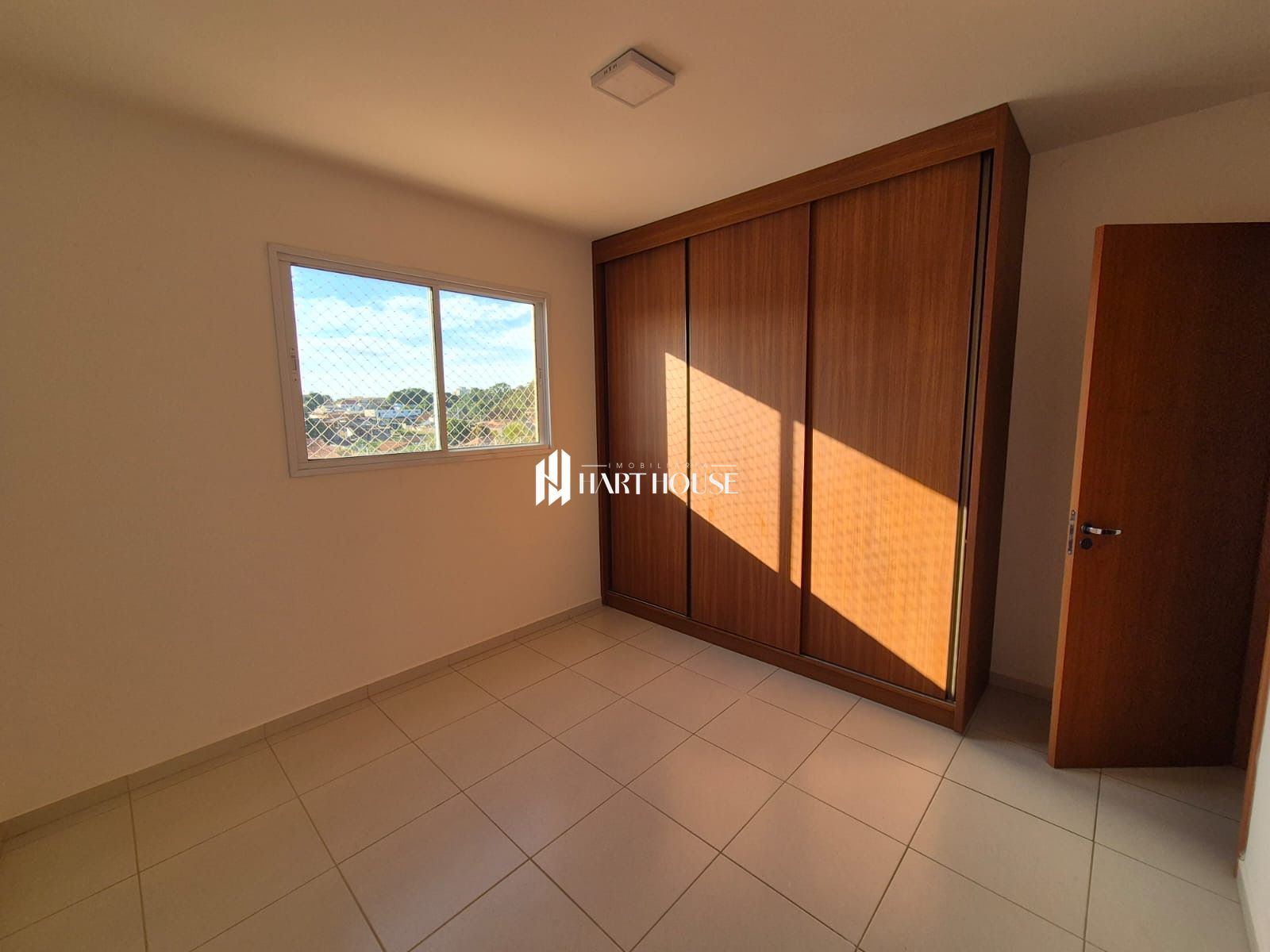Apartamento com 3 Dormitórios para alugar, 72 m² por R$ 2.800,00 Apartamento com 3 Dormitórios para alugar, 72 m² por R$ 2.800,00