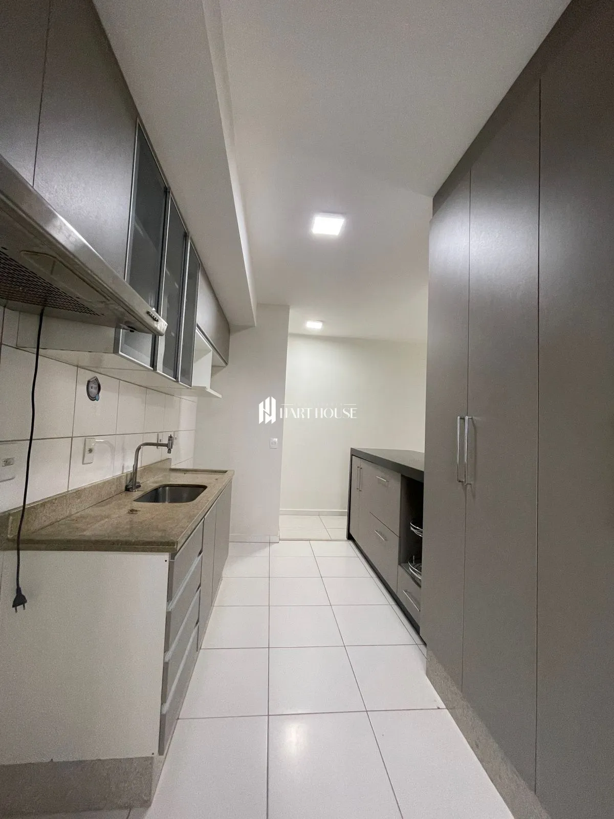 Apartamento com 3 Dormitórios à venda, 92 m² por R$ 619.900,00 Apartamento com 3 Dormitórios à venda, 92 m² por R$ 619.900,00