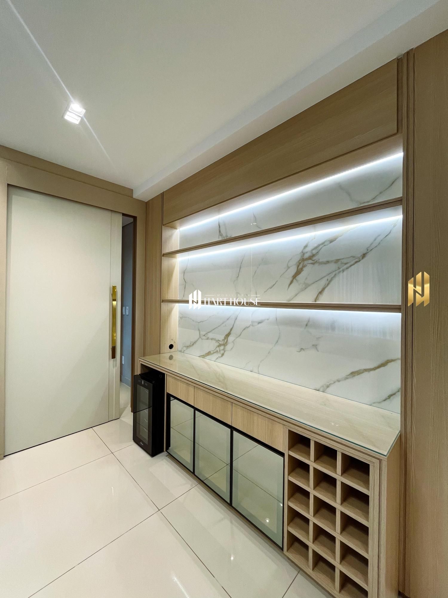 Apartamento com 3 Dormitórios à venda, 168 m² por R$ 2.500.000,00 Apartamento com 3 Dormitórios à venda, 168 m² por R$ 2.500.000,00