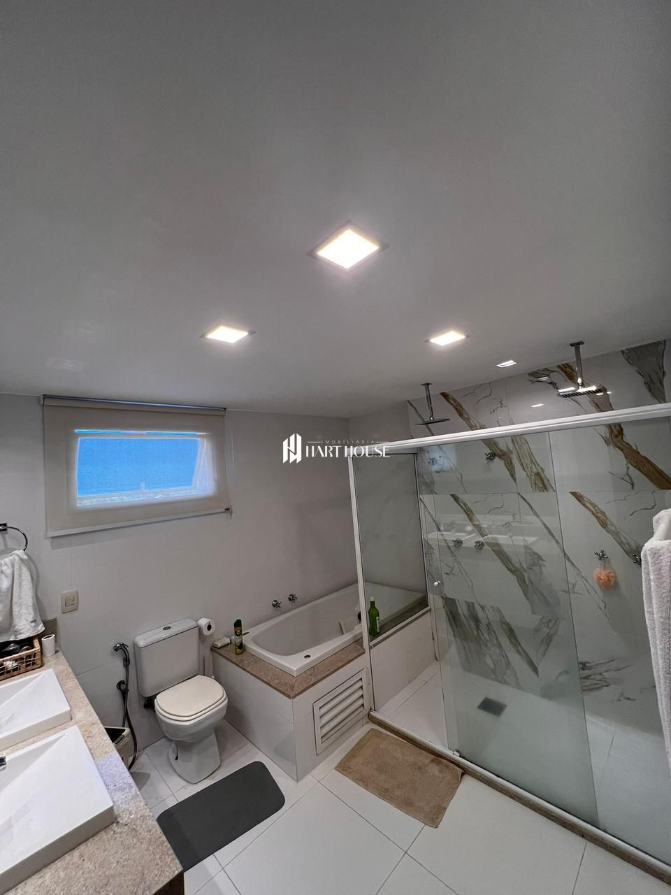 Apartamento com 3 Dormitórios para alugar, 222 m² por R$ 13.130,00 Apartamento com 3 Dormitórios para alugar, 222 m² por R$ 13.130,00