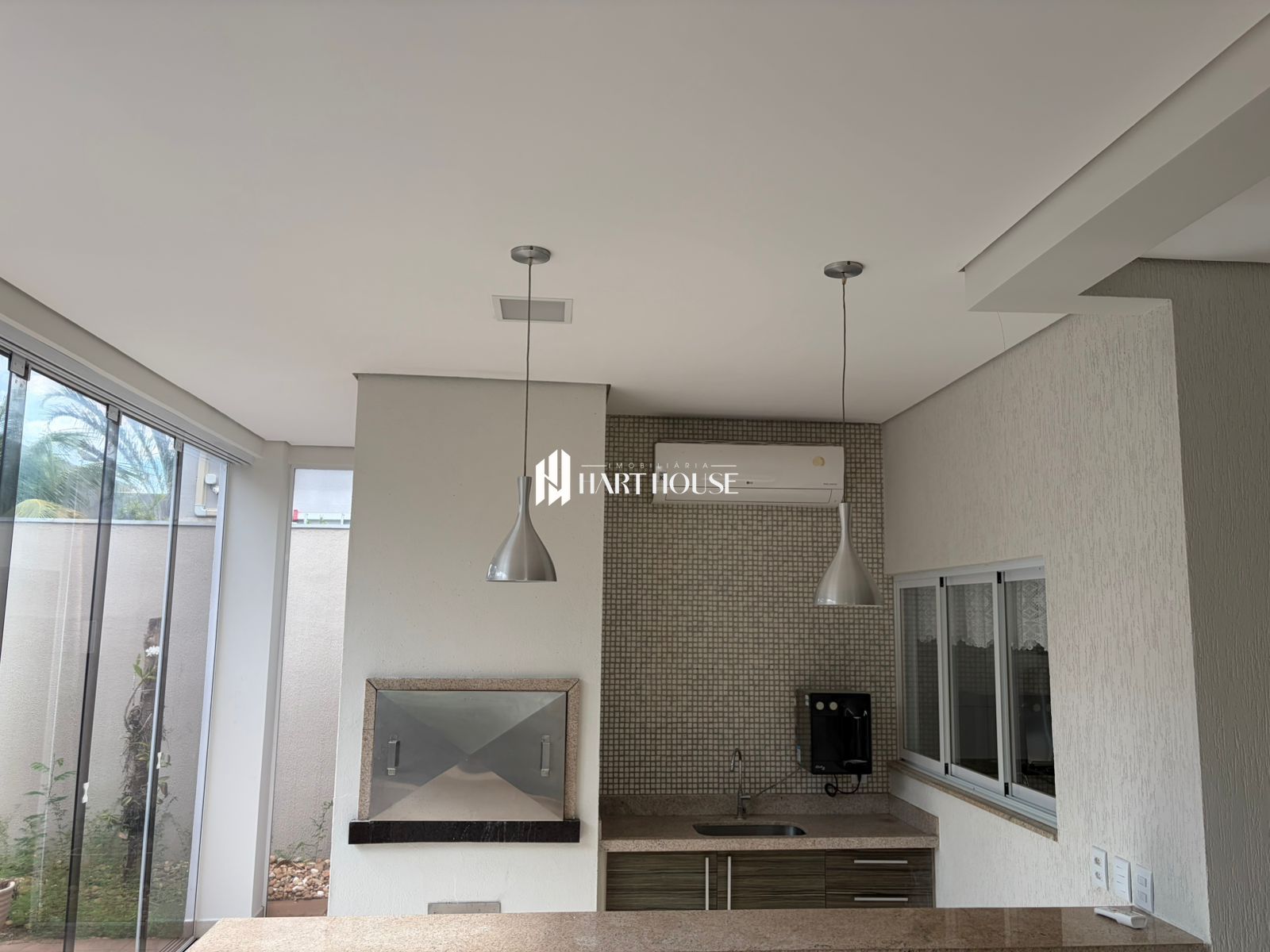 Casa em condomínio com 3 Dormitórios para alugar, 385 m² por R$ 18.000,00 Casa em condomínio com 3 Dormitórios para alugar, 385 m² por R$ 18.000,00