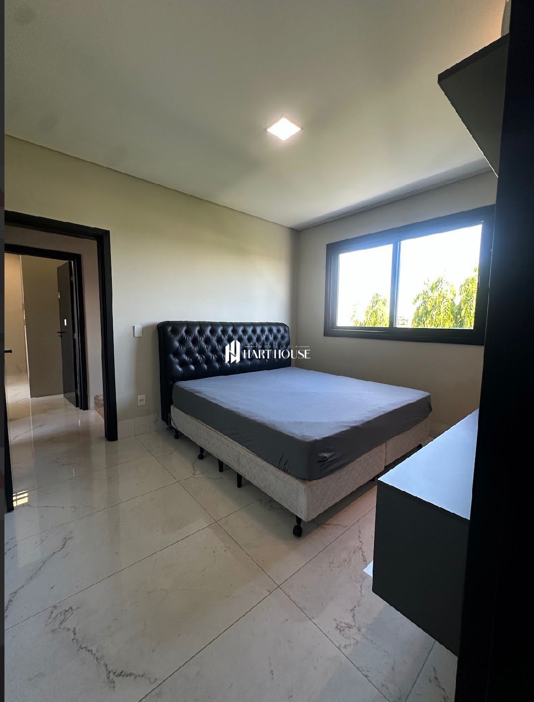 Casa em condomínio com 3 Dormitórios à venda, 240 m² por R$ 2.100.000,00 Casa em condomínio com 3 Dormitórios à venda, 240 m² por R$ 2.100.000,00