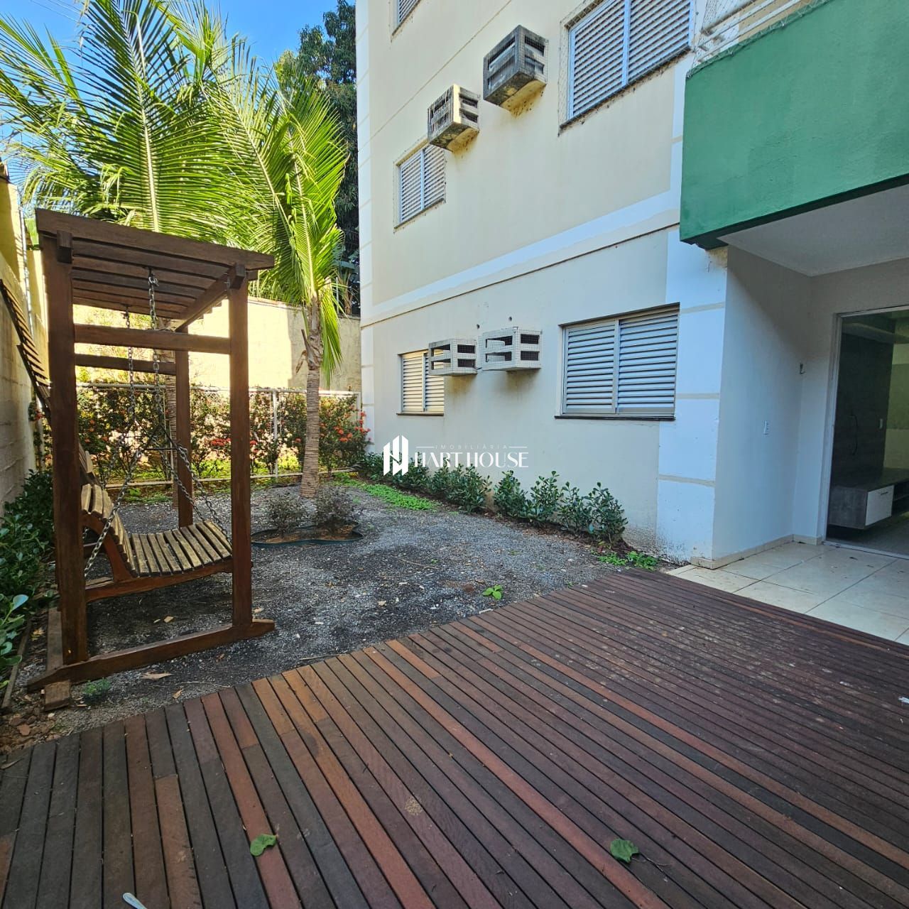 Apartamento com 3 Dormitórios à venda, 84 m² por R$ 370.000,00 Apartamento com 3 Dormitórios à venda, 84 m² por R$ 370.000,00