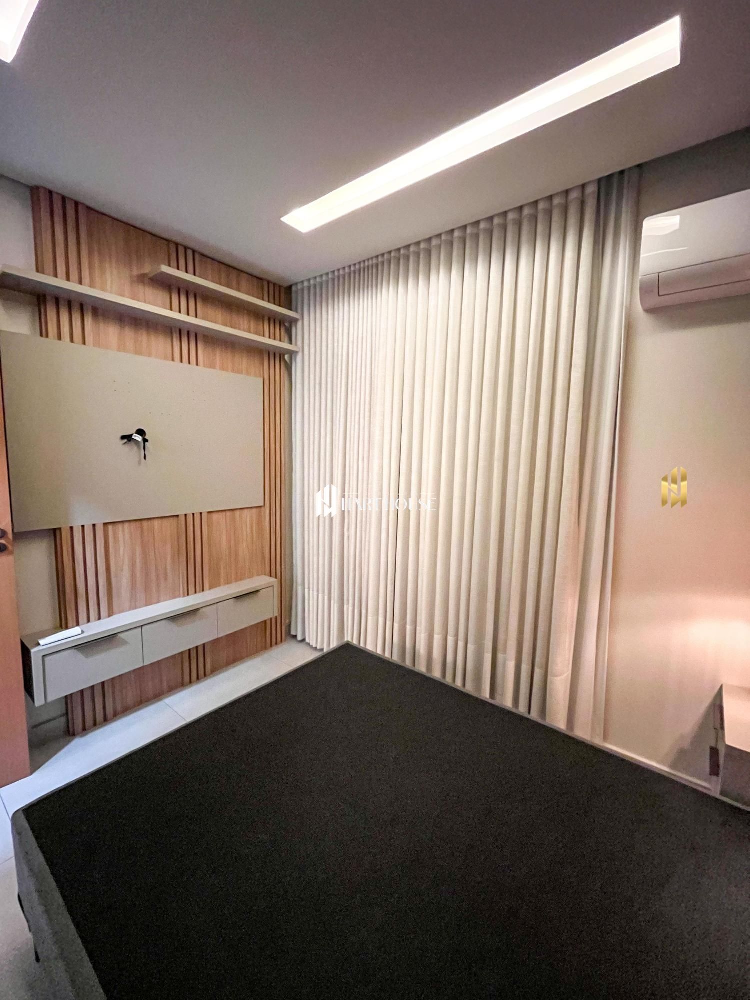 Apartamento com 2 Dormitórios à venda, 40 m² por R$ 350.000,00 Apartamento com 2 Dormitórios à venda, 40 m² por R$ 350.000,00