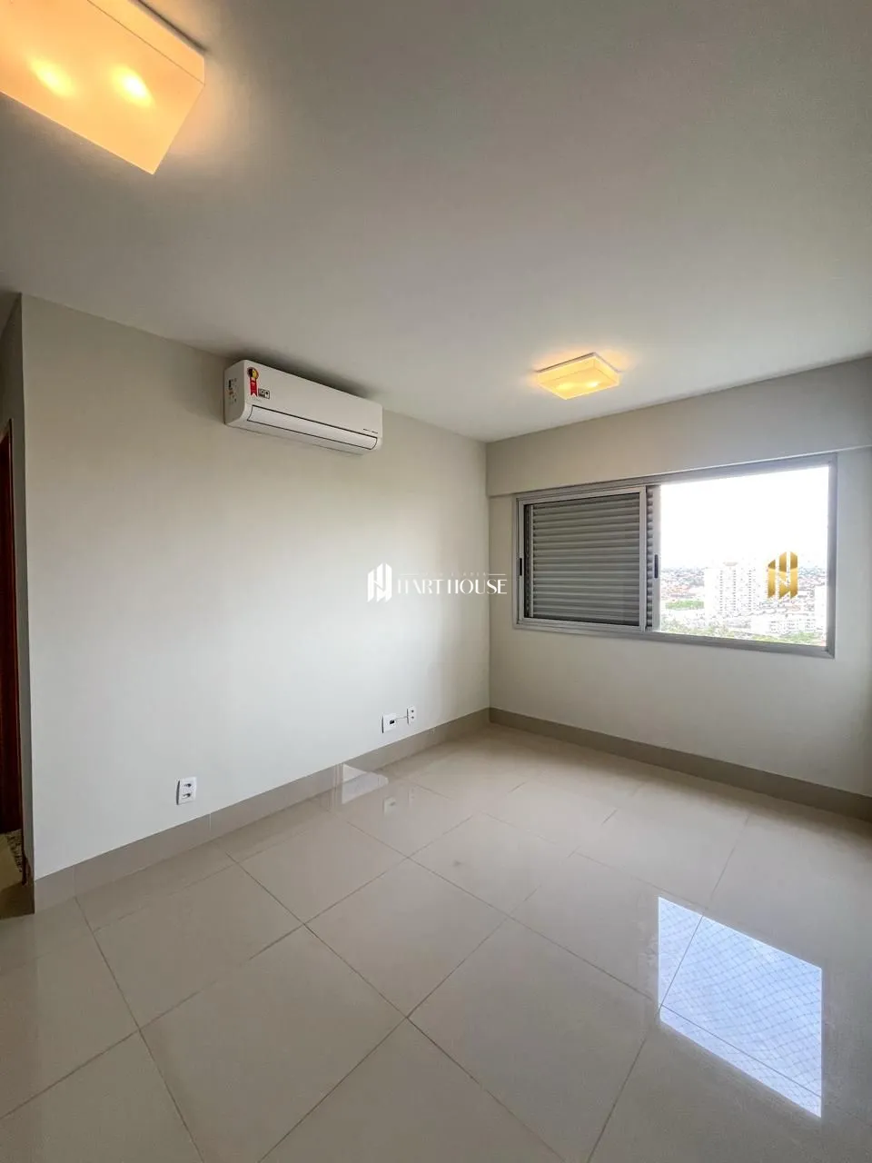Apartamento com 3 Dormitórios para alugar, 143 m² por R$ 6.600,00 Apartamento com 3 Dormitórios para alugar, 143 m² por R$ 6.600,00