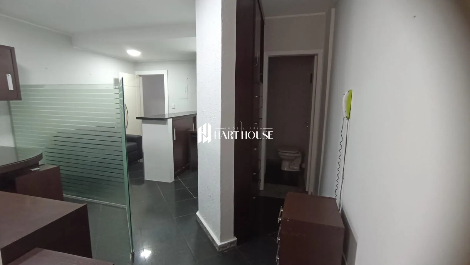 Sala comercial com 1 Dormitórios à venda, 38 m² por R$ 179.990,00 Sala comercial com 1 Dormitórios à venda, 38 m² por R$ 179.990,00