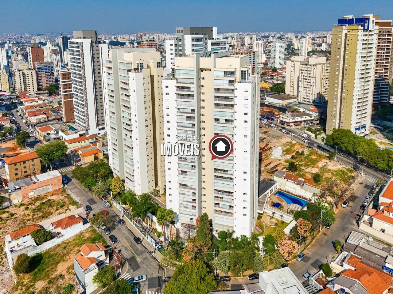 Apartamento à venda com 3 quartos, 127m² - Foto 3