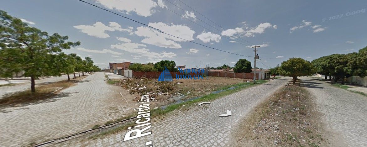 Terreno à venda, 900m² - Foto 1