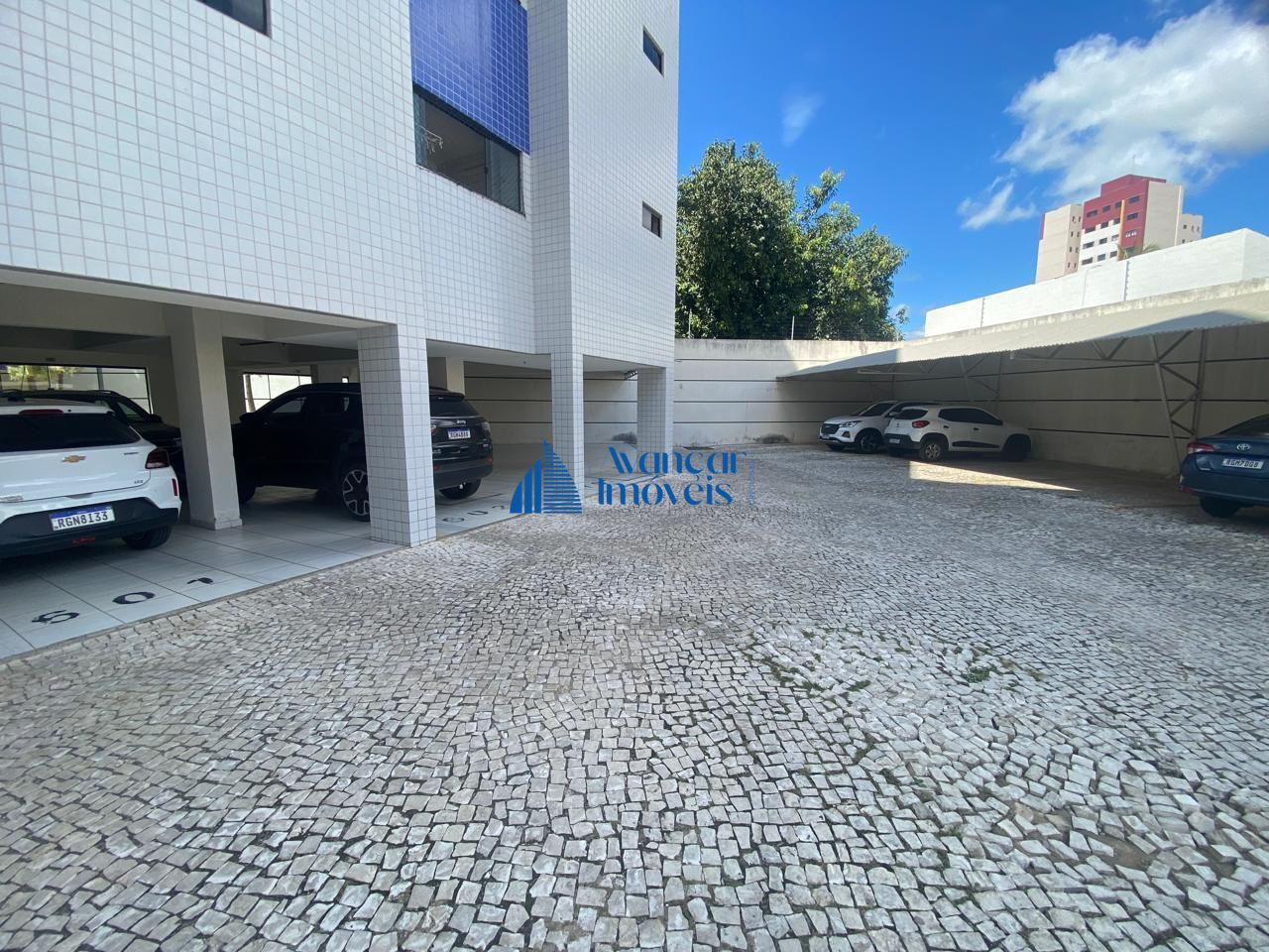 Apartamento à venda com 4 quartos, 105m² - Foto 8