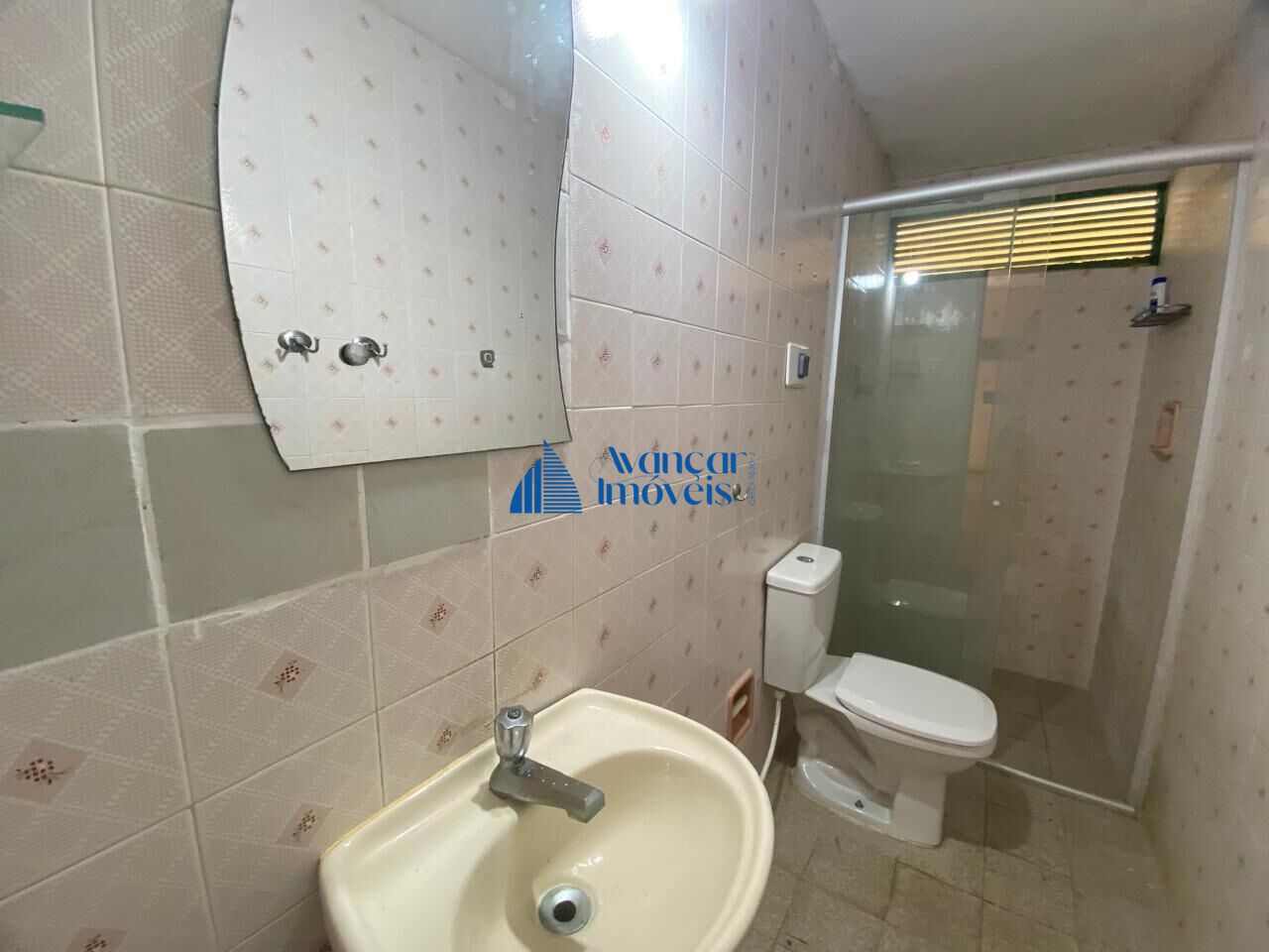 Casa à venda com 3 quartos, 220m² - Foto 10