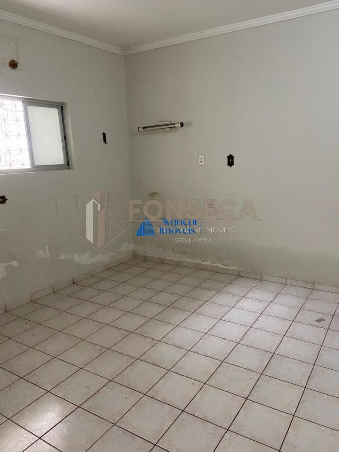 Casa para alugar com 5 quartos, 480m² - Foto 8