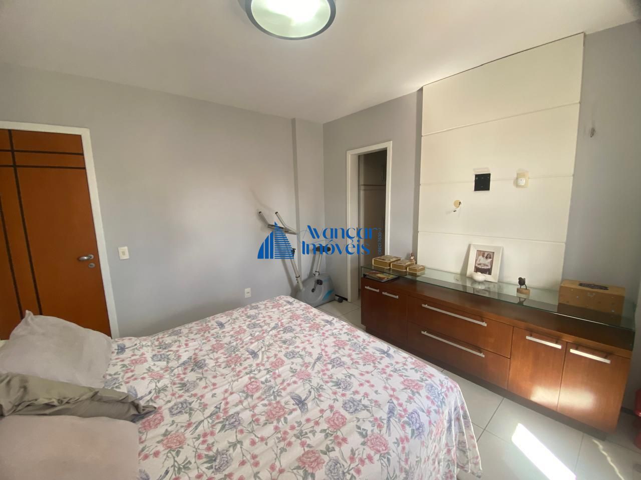 Apartamento à venda com 4 quartos, 105m² - Foto 19