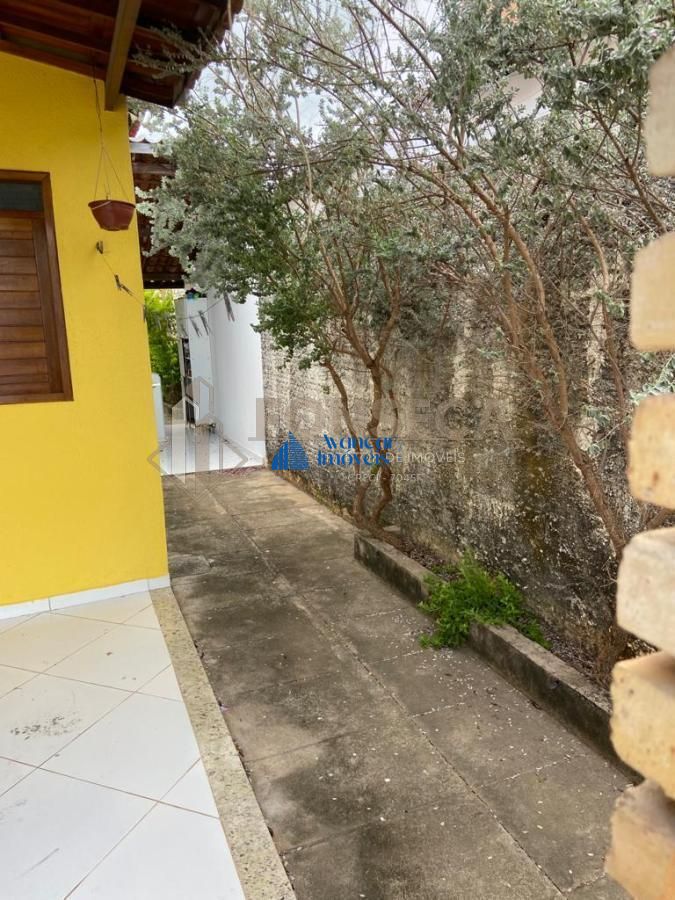 Casa à venda com 2 quartos, 300m² - Foto 15