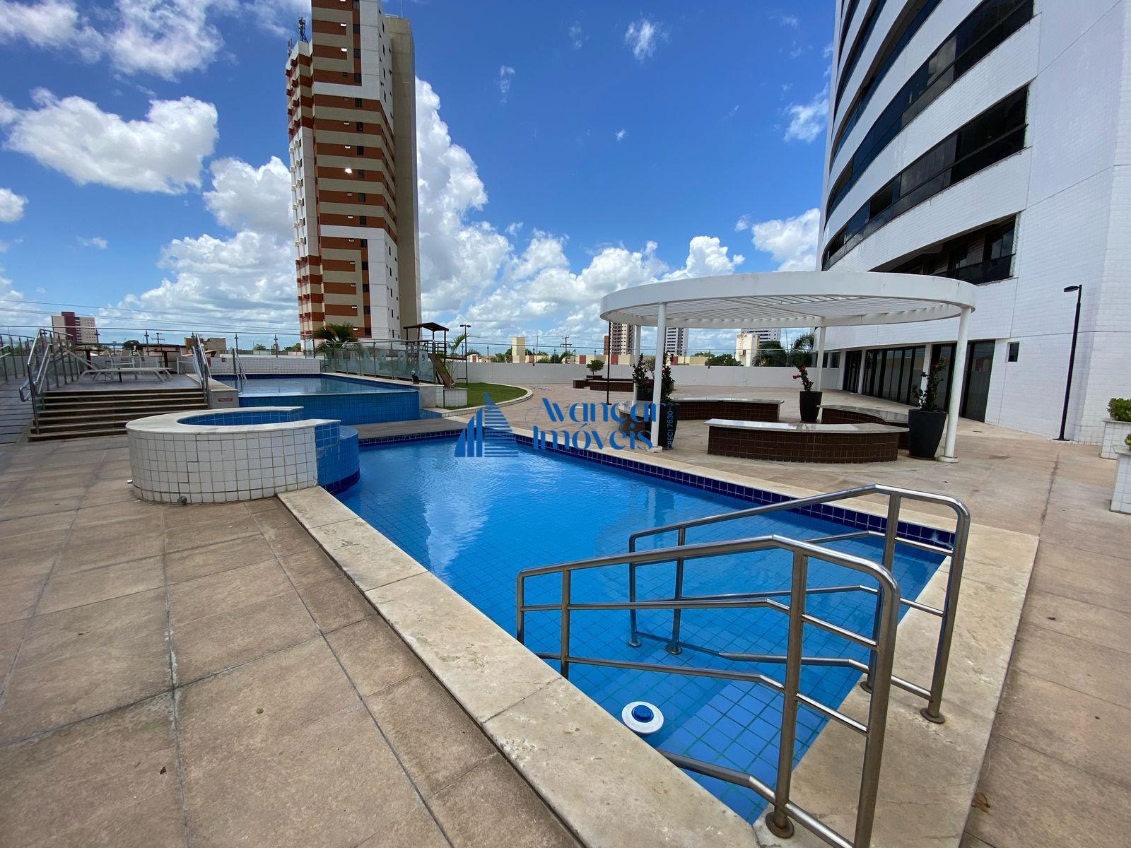 Apartamento à venda com 4 quartos, 119m² - Foto 4