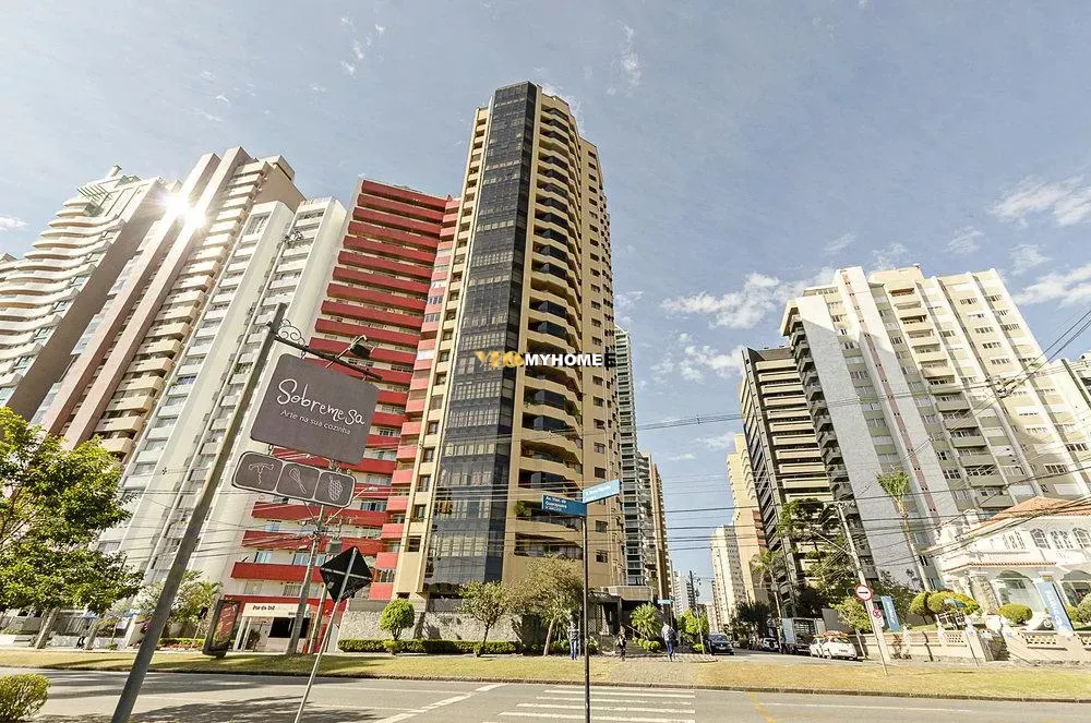 Apartamento  venda  no Batel - Curitiba, PR. Imveis