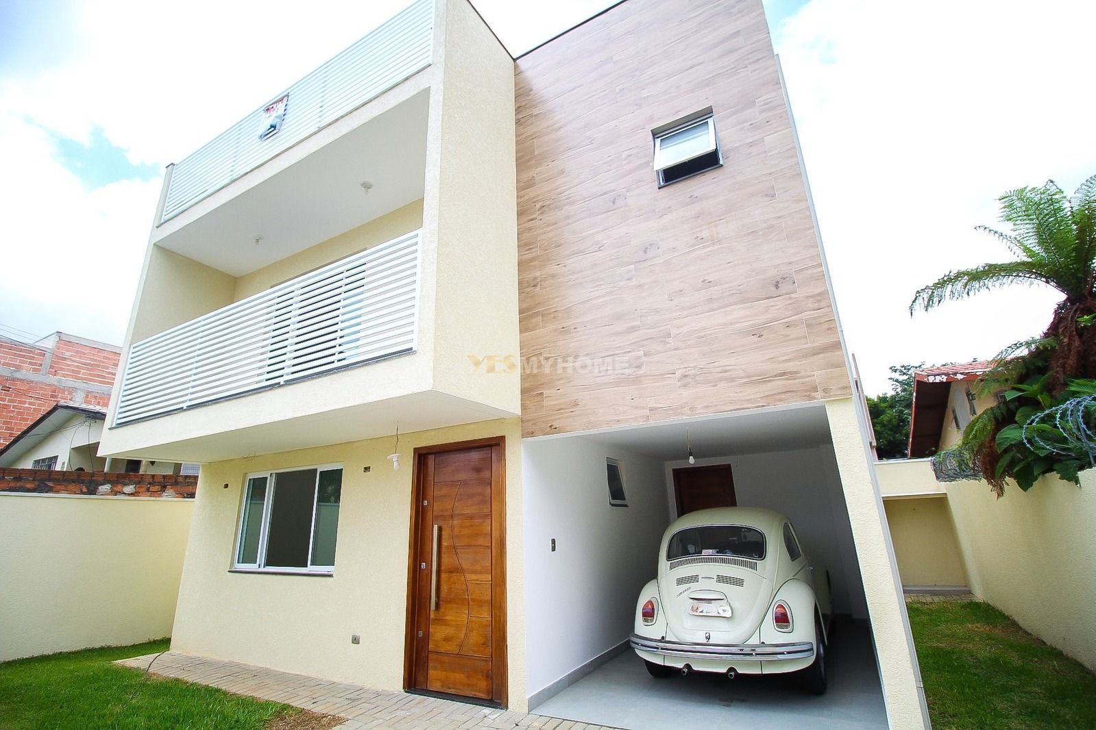 Sobrado à venda  no Santa Felicidade - Curitiba, PR. Imóveis