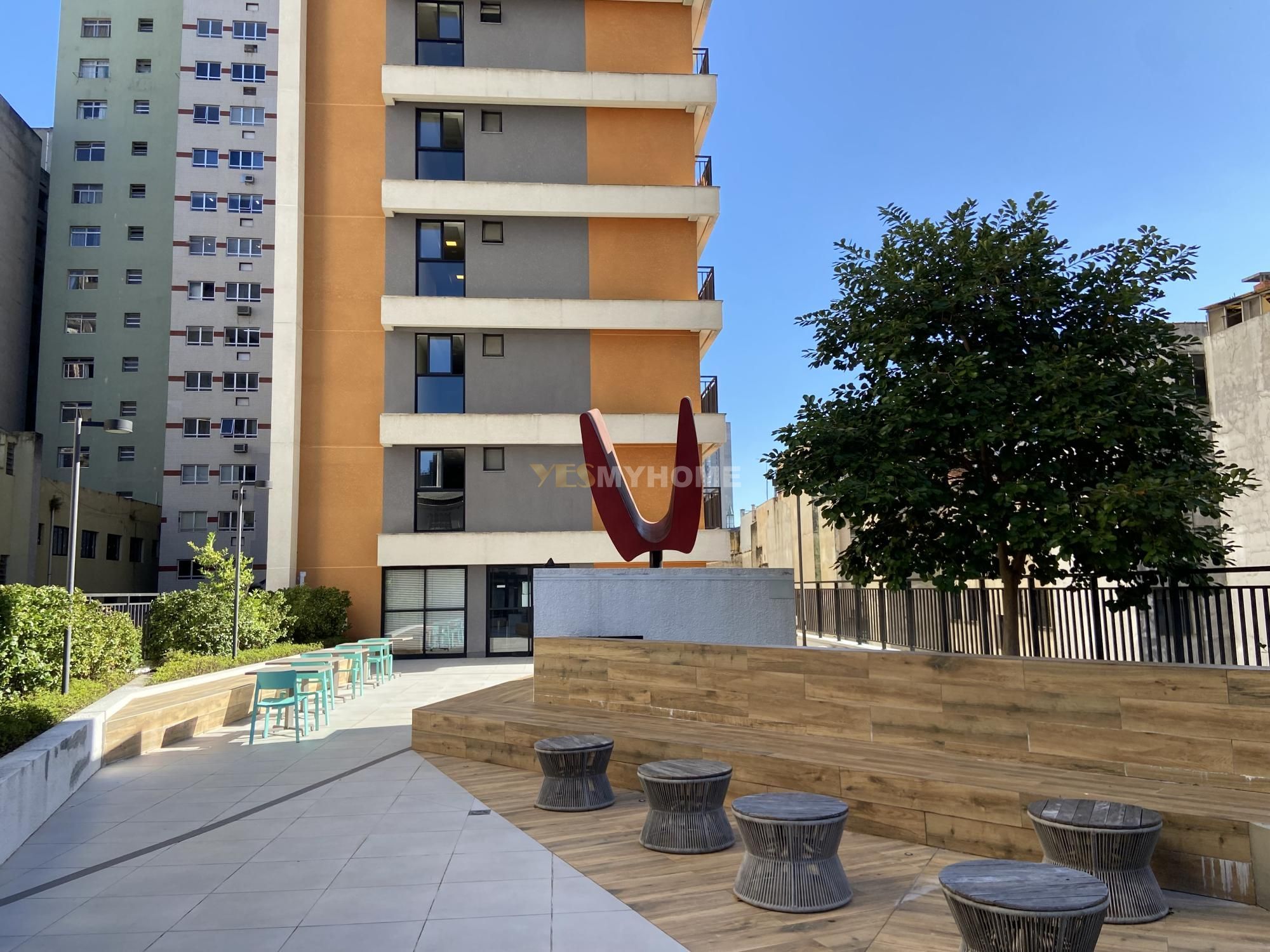 Residencial / Estúdio à venda  no Centro - Curitiba, PR. Imóveis