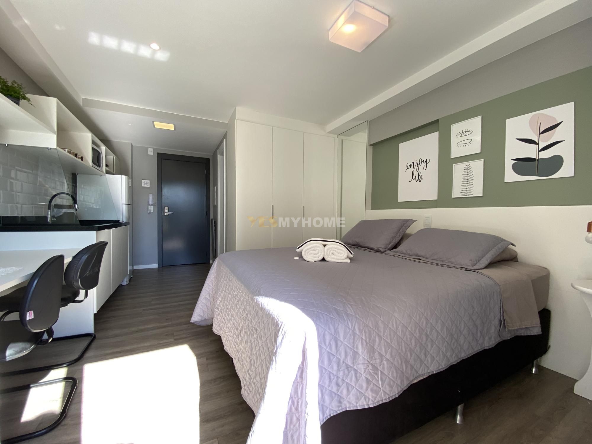 Residencial / Estúdio para alugar  no Centro - Curitiba, PR. Imóveis