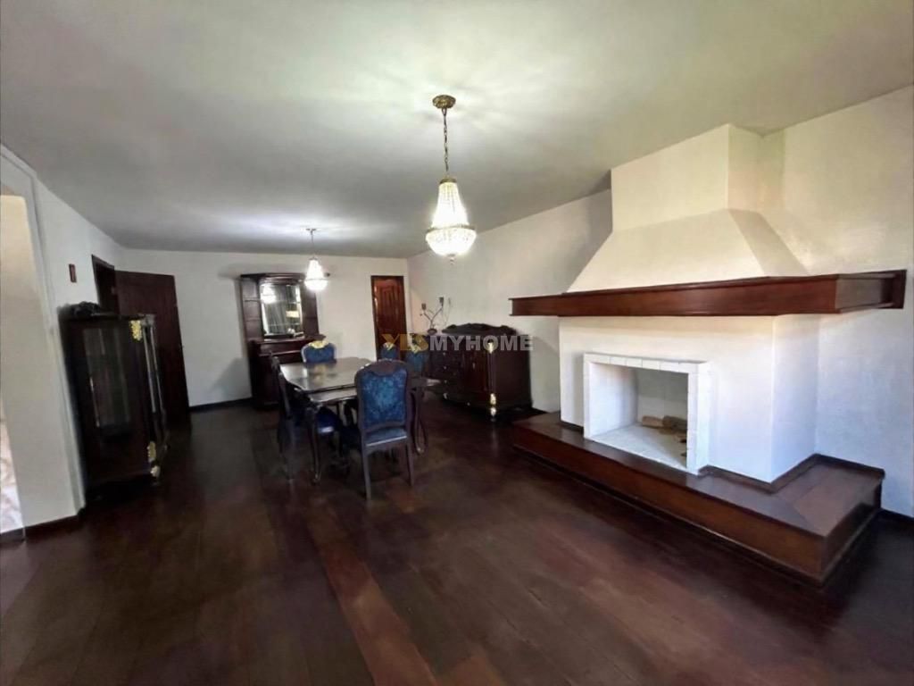 Casa com 4 Dormitórios à venda, 359 m² por R$ 1.550.000,00 Casa com 4 Dormitórios à venda, 359 m² por R$ 1.550.000,00