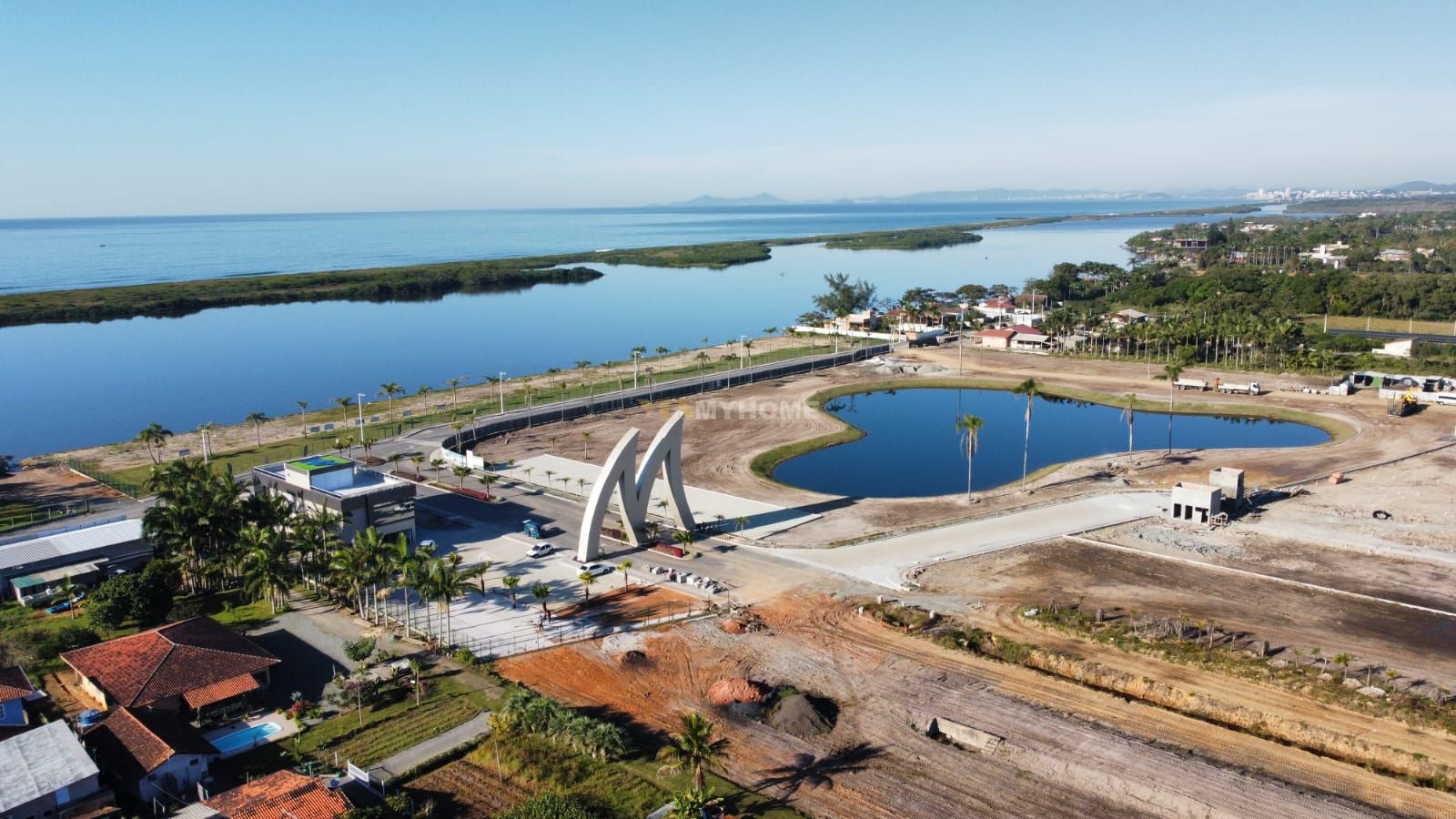 Terreno/Lote à venda  no Centro - Araquari, SC. Imóveis