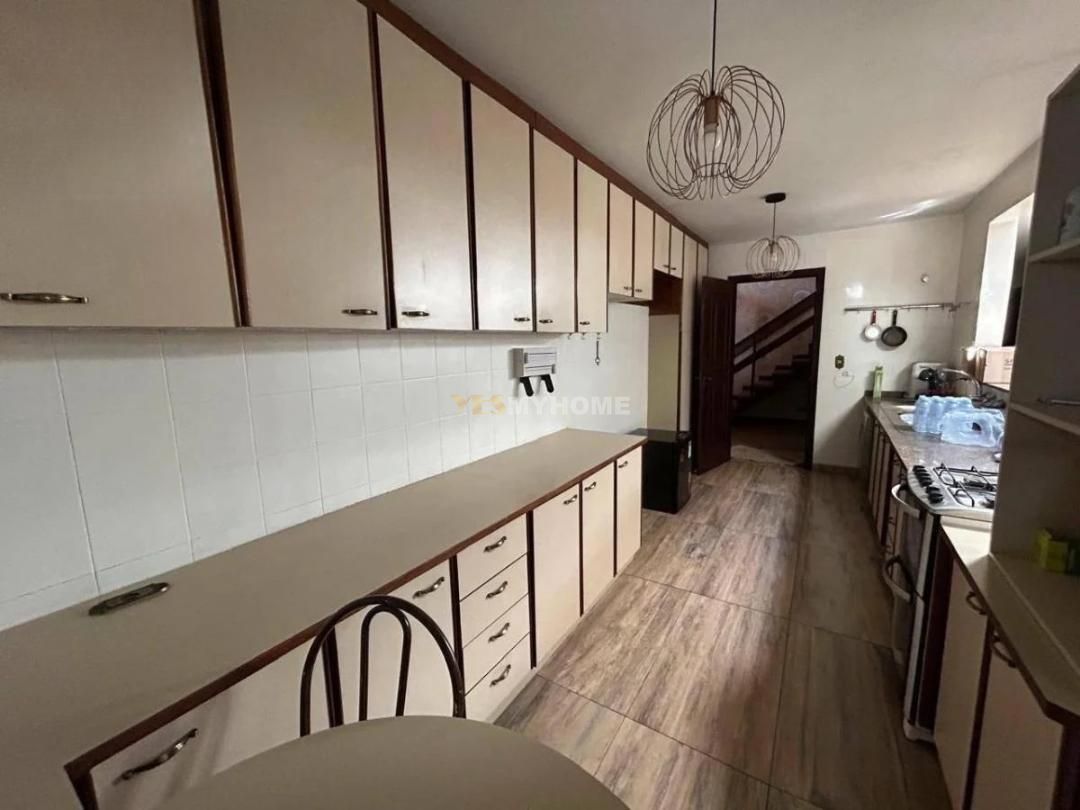 Casa com 4 Dormitórios à venda, 359 m² por R$ 1.550.000,00 Casa com 4 Dormitórios à venda, 359 m² por R$ 1.550.000,00