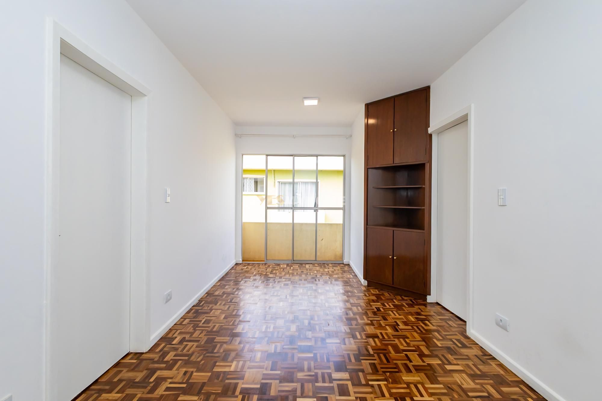 Apartamento à venda  no Bom Retiro - Curitiba, PR. Imóveis