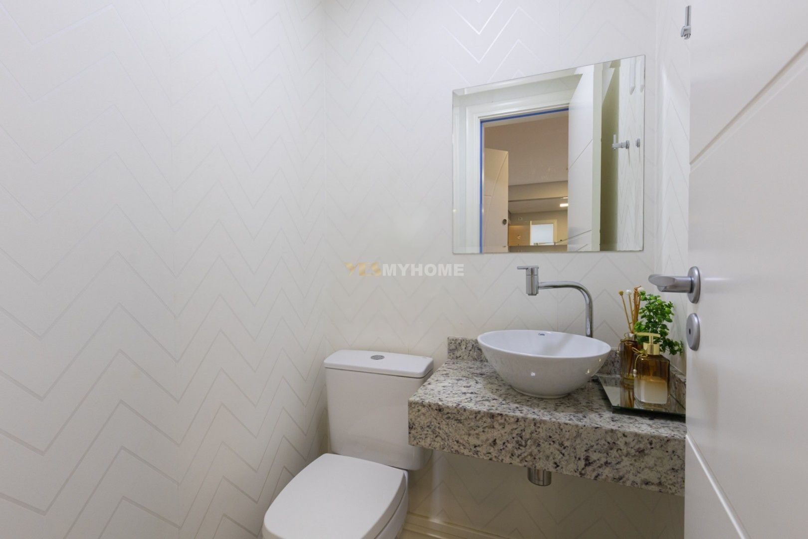 Apartamento com 2 Dormitórios à venda, 77 m² por R$ 870.000,00 Apartamento com 2 Dormitórios à venda, 77 m² por R$ 870.000,00