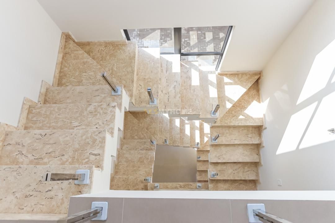 Casa com 3 Dormitórios à venda, 263 m² por R$ 1.890.000,00 Casa com 3 Dormitórios à venda, 263 m² por R$ 1.890.000,00