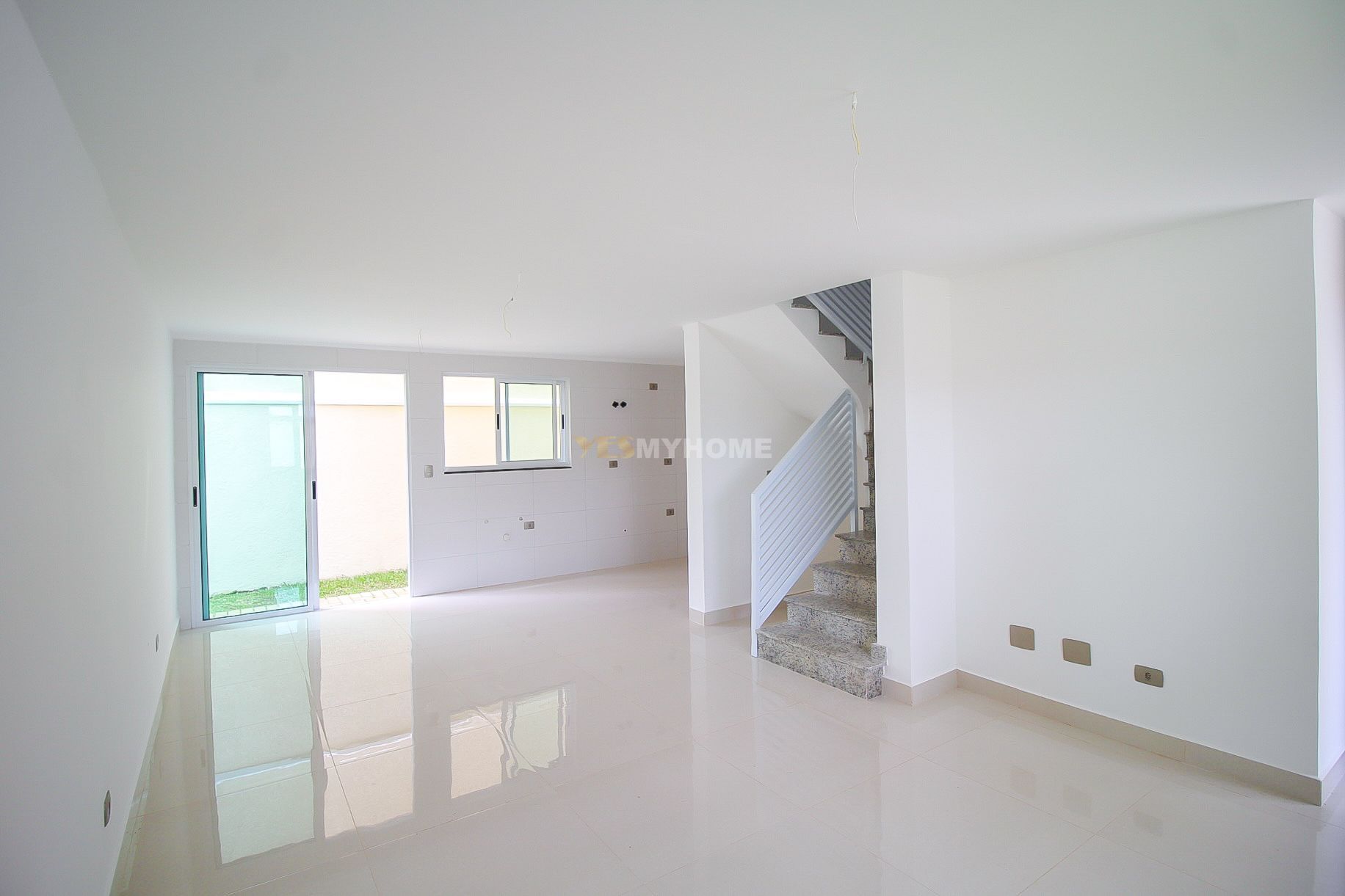 Sobrado com 3 Dormitórios à venda, 150 m² por R$ 1.050.000,00 Sobrado com 3 Dormitórios à venda, 150 m² por R$ 1.050.000,00