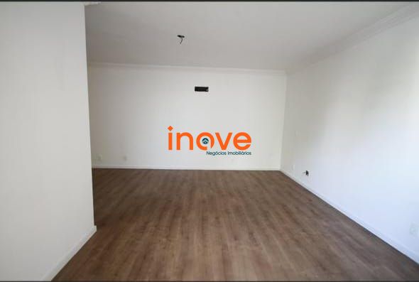 Apartamento à venda com 3 quartos, 142m² - Foto 1