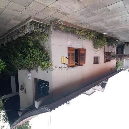 Casa Bairro 4 dormitorios Ipanema.