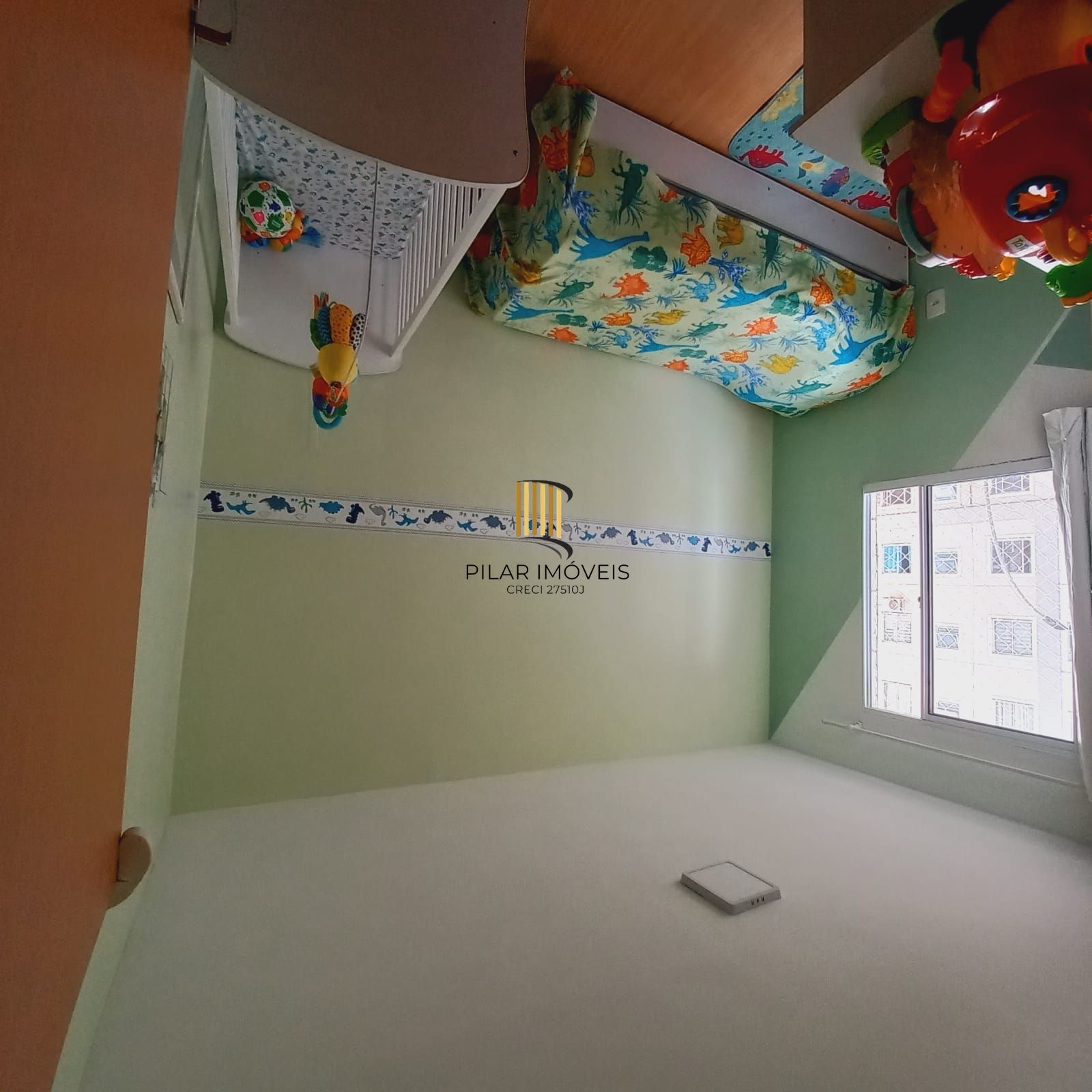 Apartamento 2 Dormitórios, sacada com churrasquieira, 1 vaga  Portaria 24h