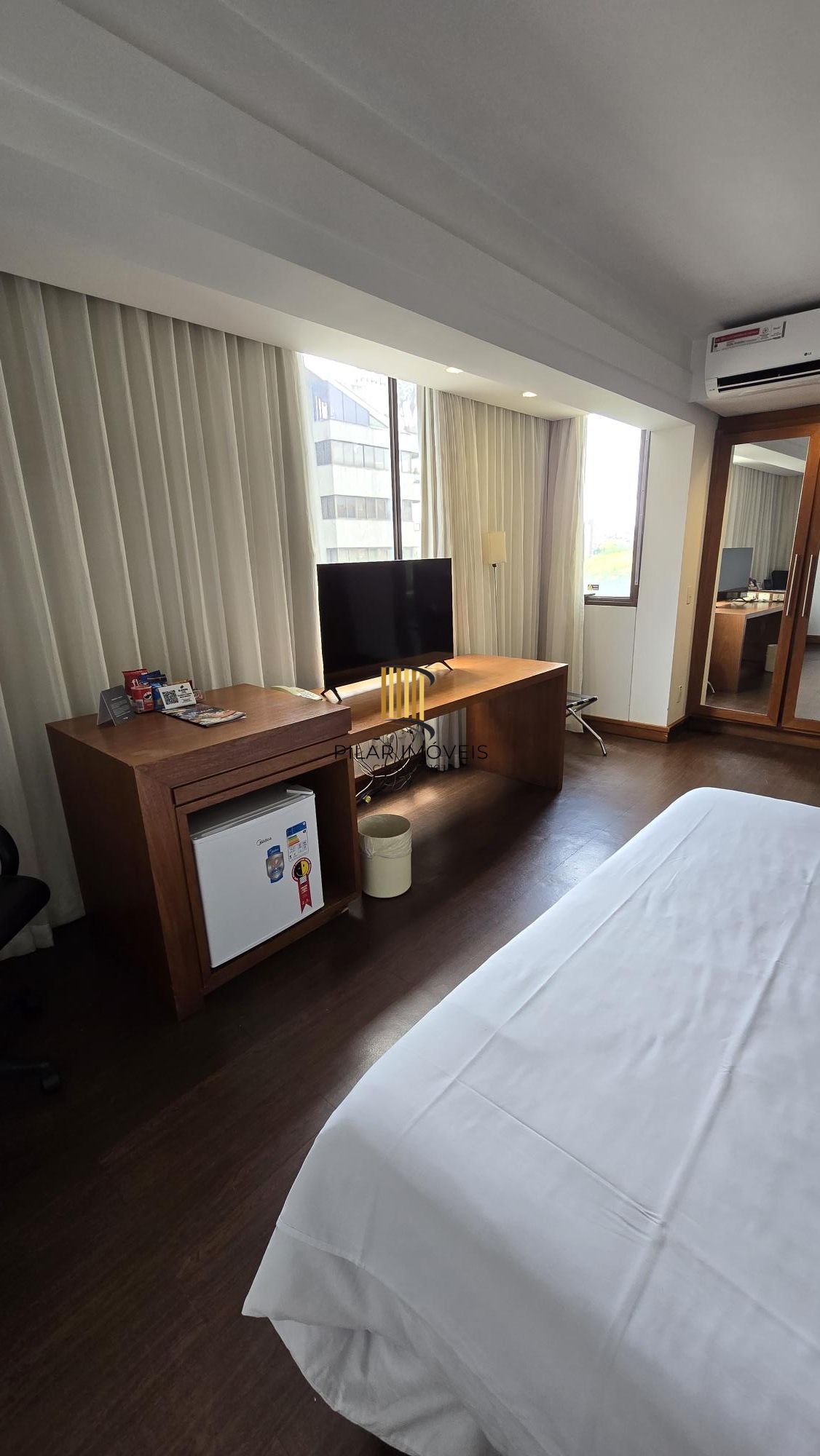 Flat em frente ao Parcão, na Comendador Caminha.