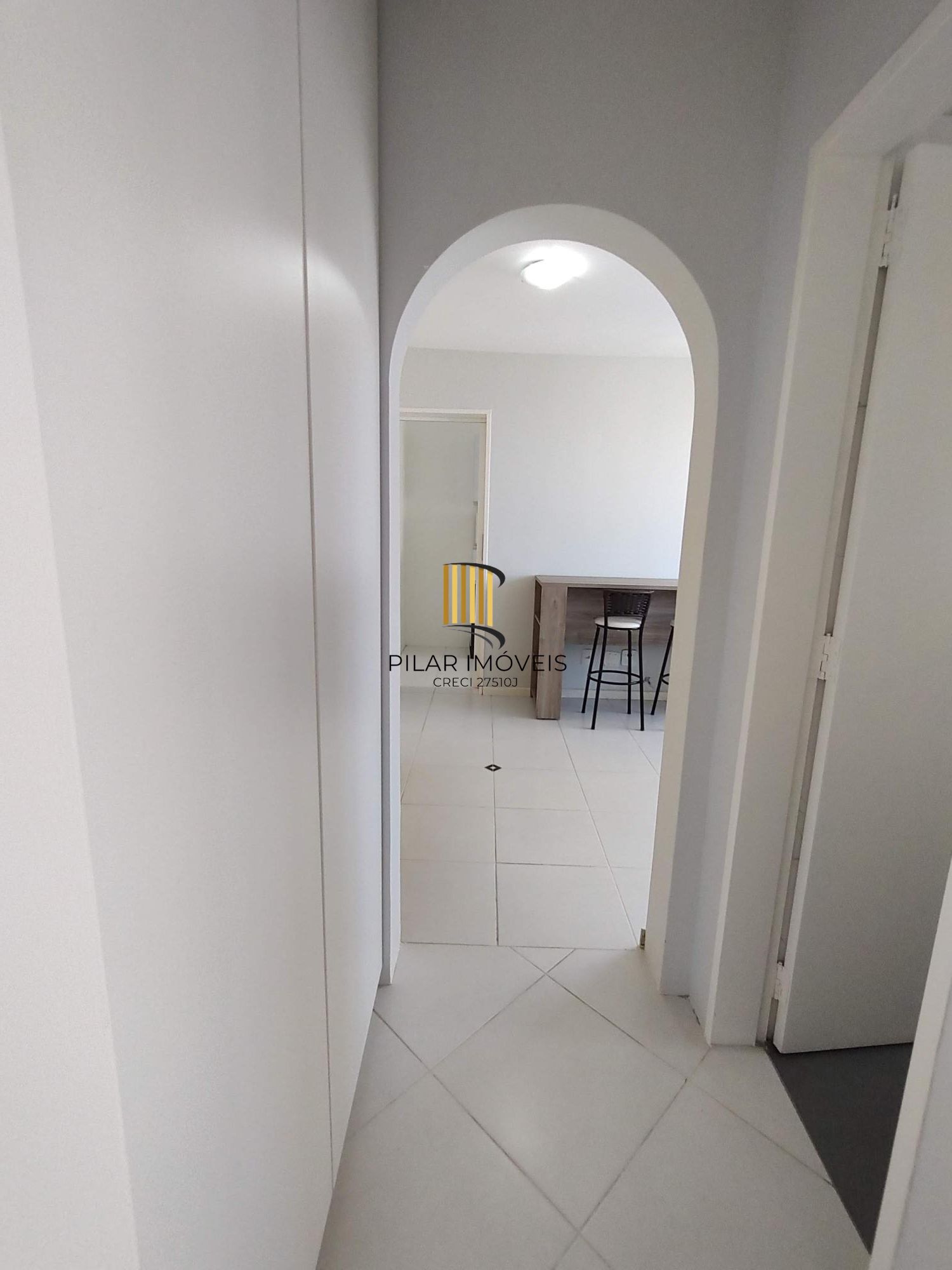 APARTAMENTOO 1 DORMITÓRIO, COM VISTA PARA O RIO - BAIRRO CRISTAL