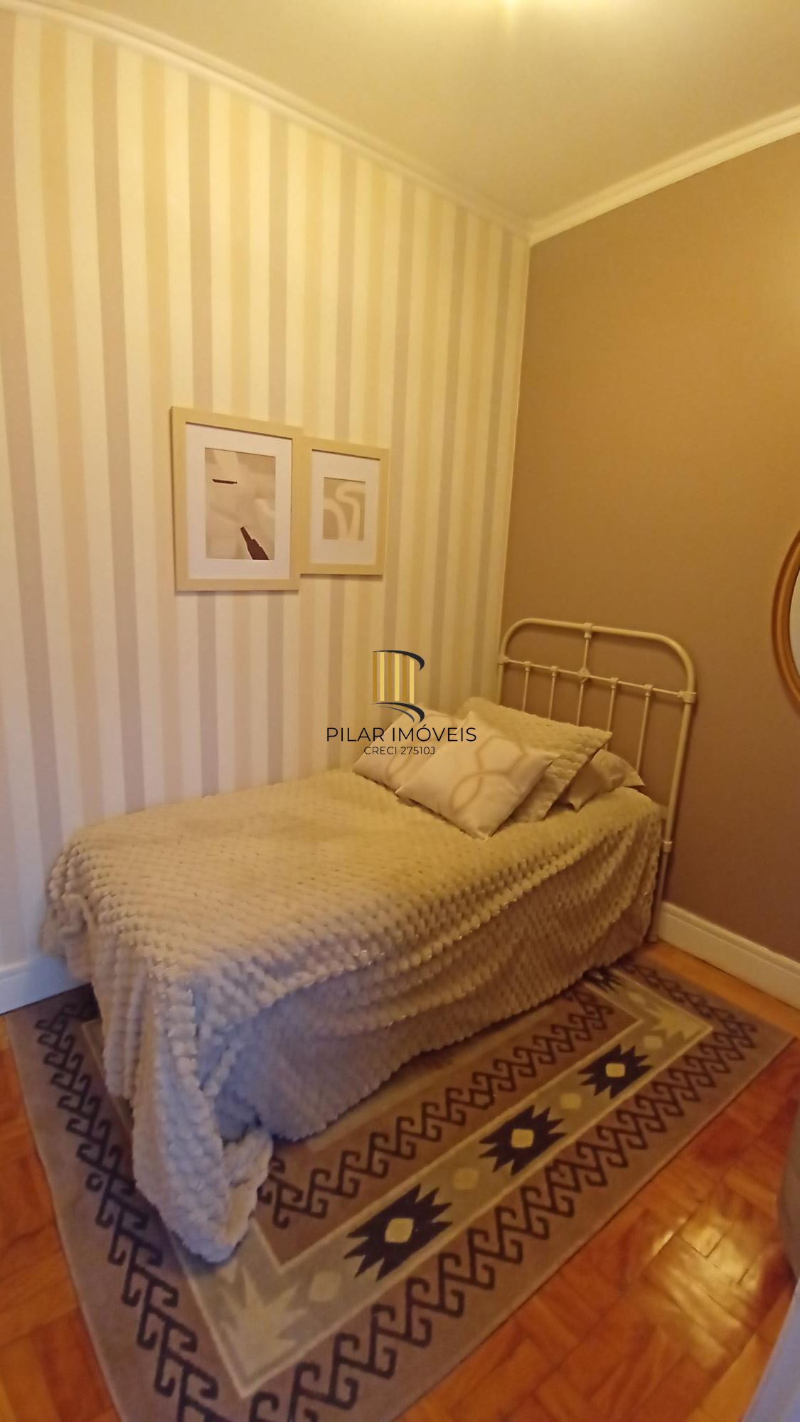 Apartamento com 4 dormitórios no Centro de Porto Alegre