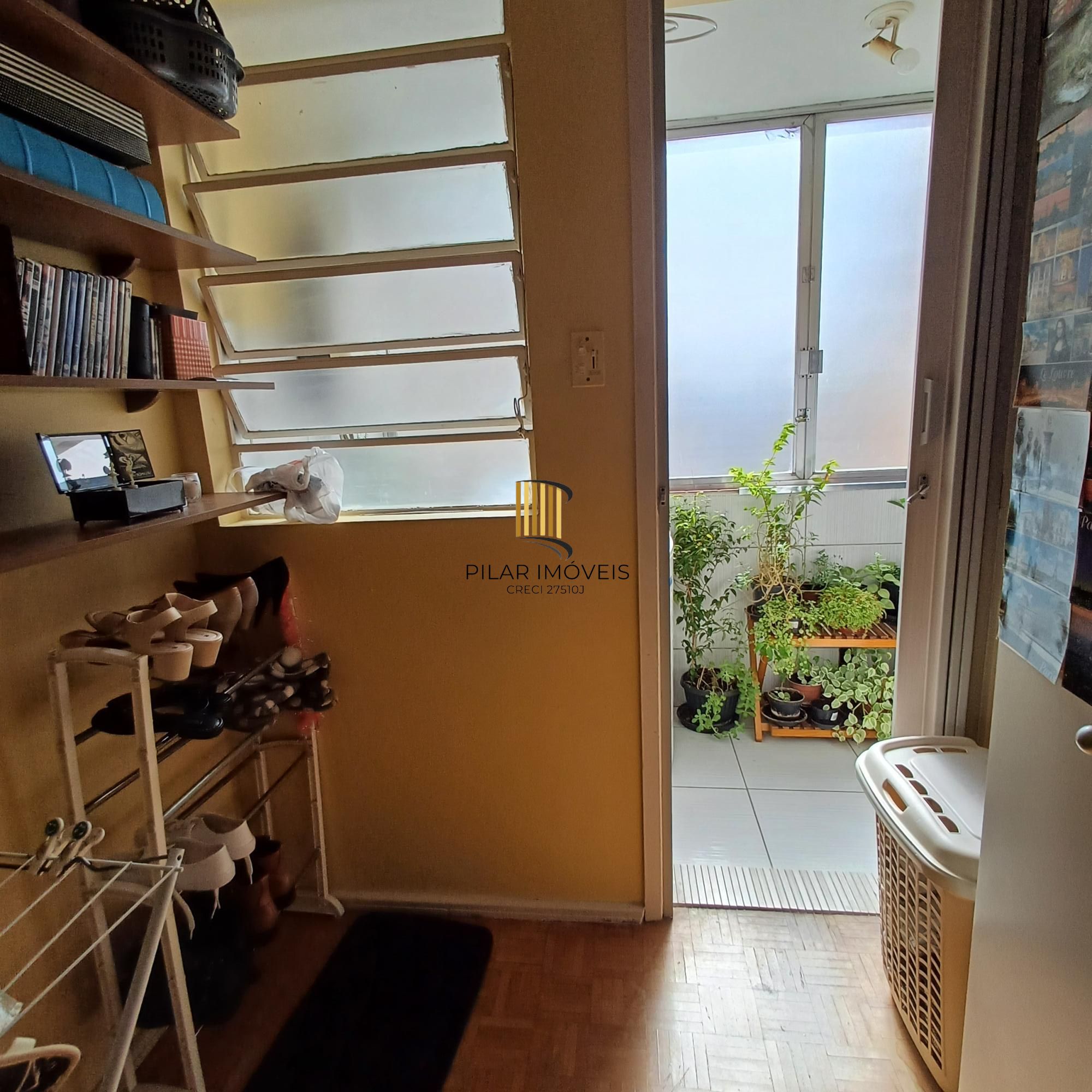Vende-se apartamento com 2 quartos e 81 m² - Teresópolis
