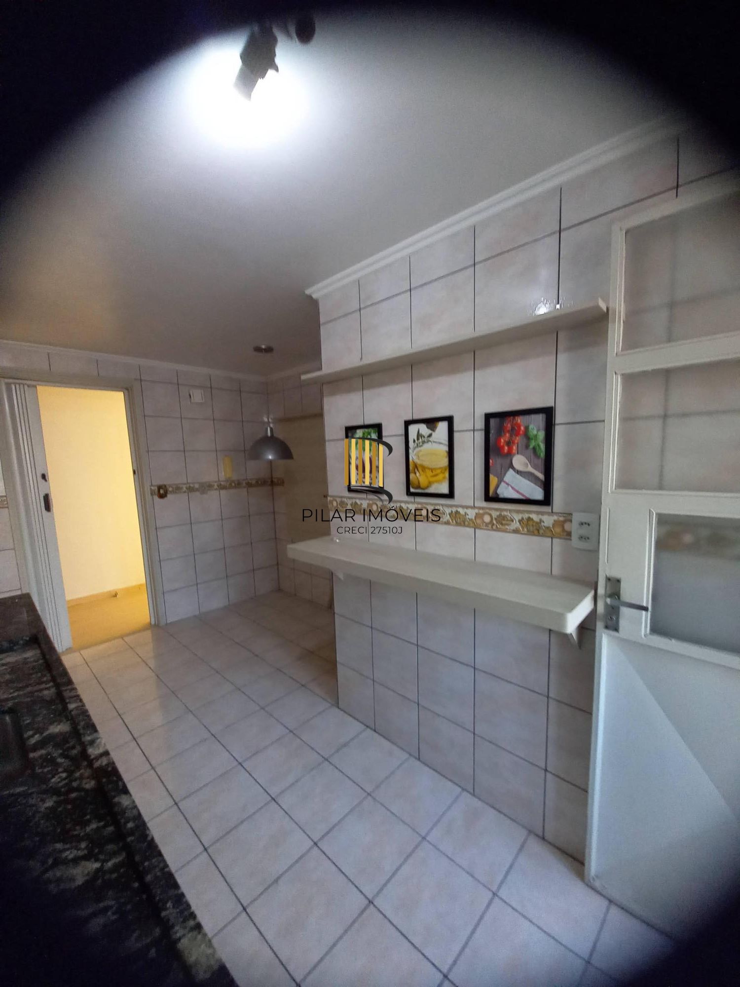 Vende-se amplo apartamento de 2 quartos, 1 vaga e 78m² - Santa Cecília