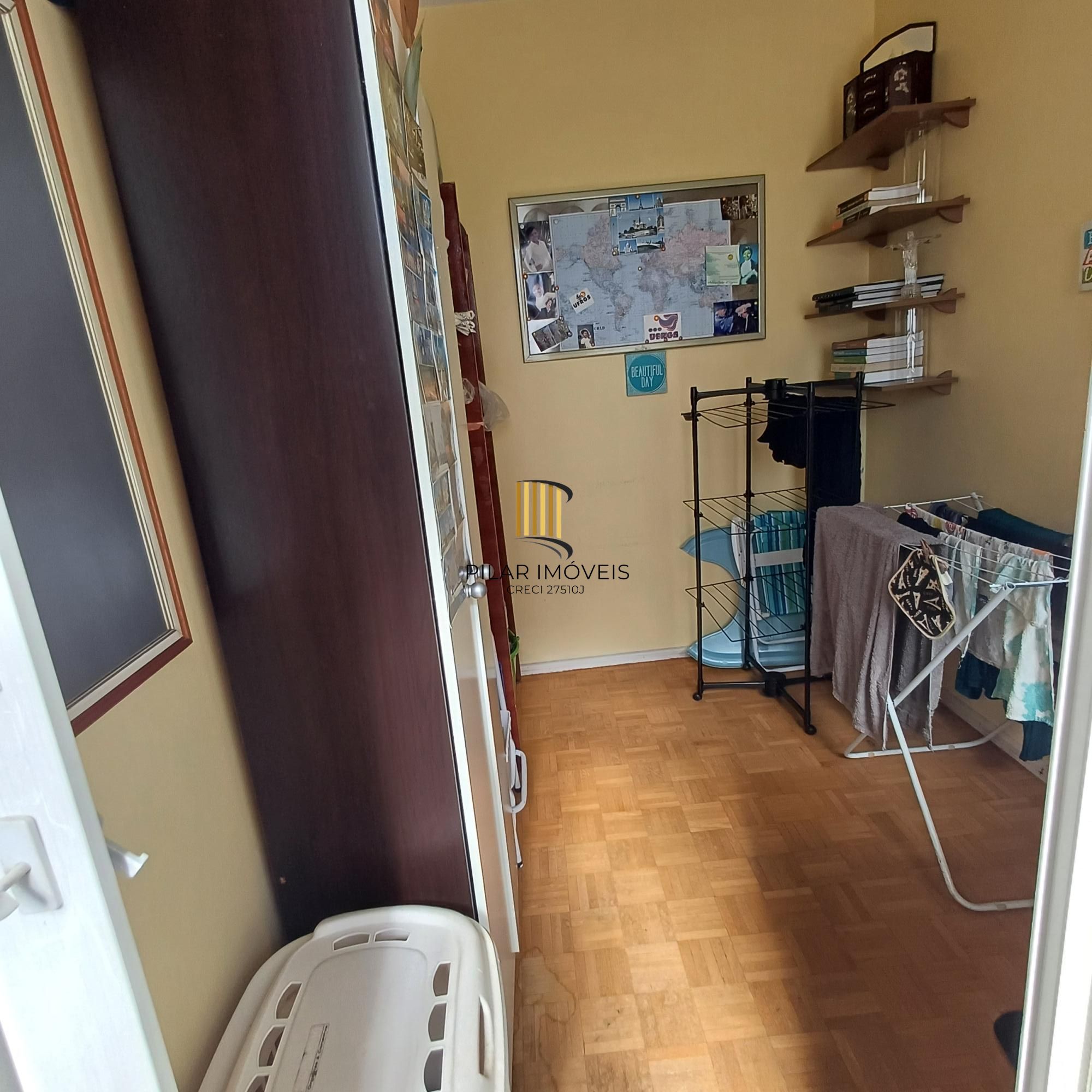 Vende-se apartamento com 2 quartos e 81 m² - Teresópolis