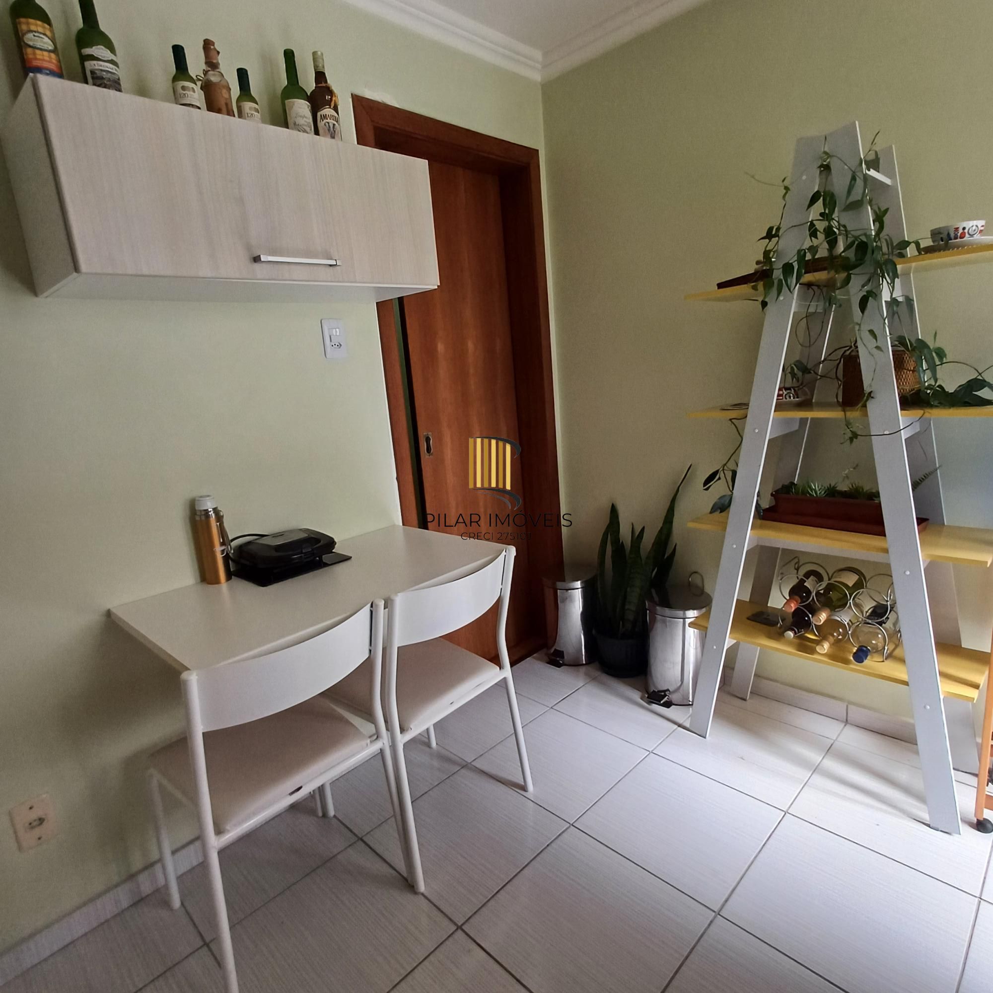 Vende-se apartamento com 2 quartos e 81 m² - Teresópolis